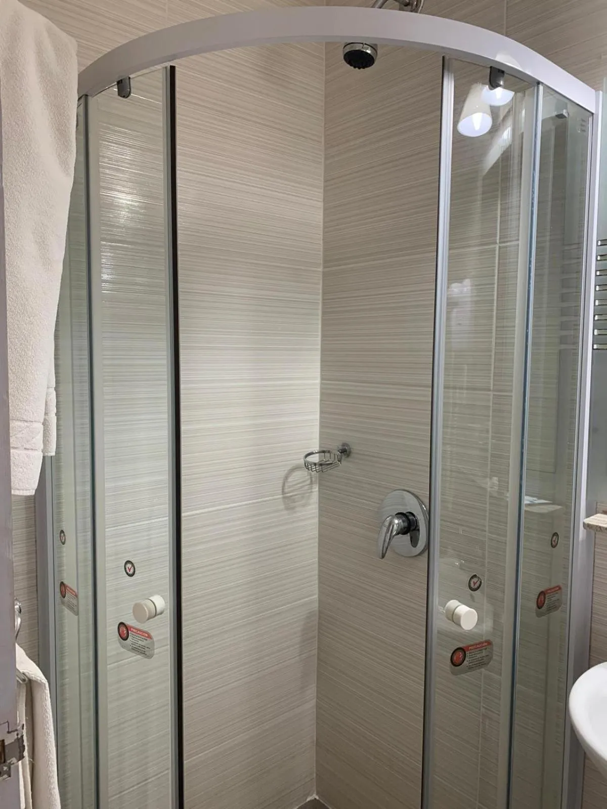 Shower in Punta del Este Shelton Hotel