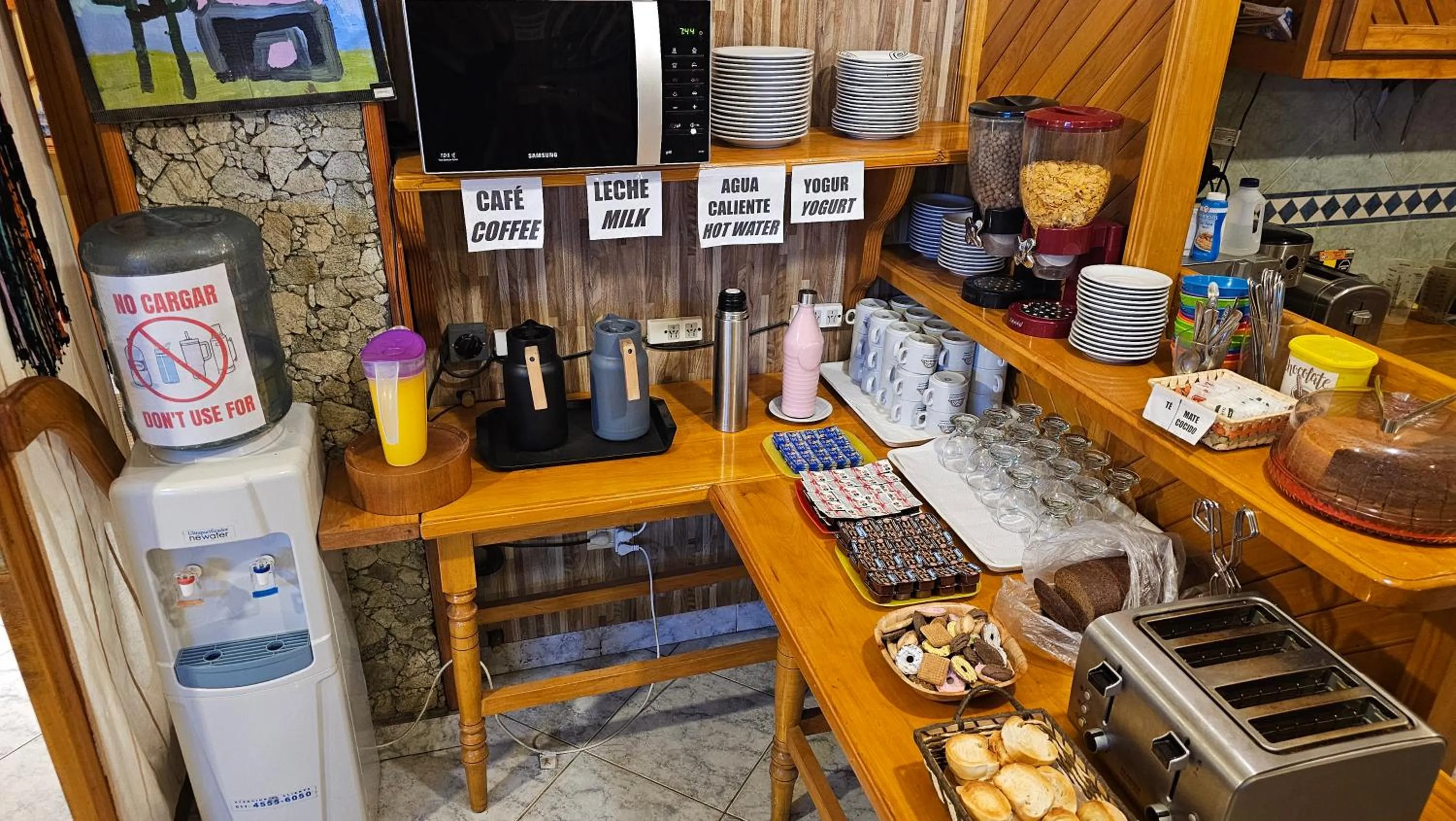 Breakfast in Hosteria Chalp