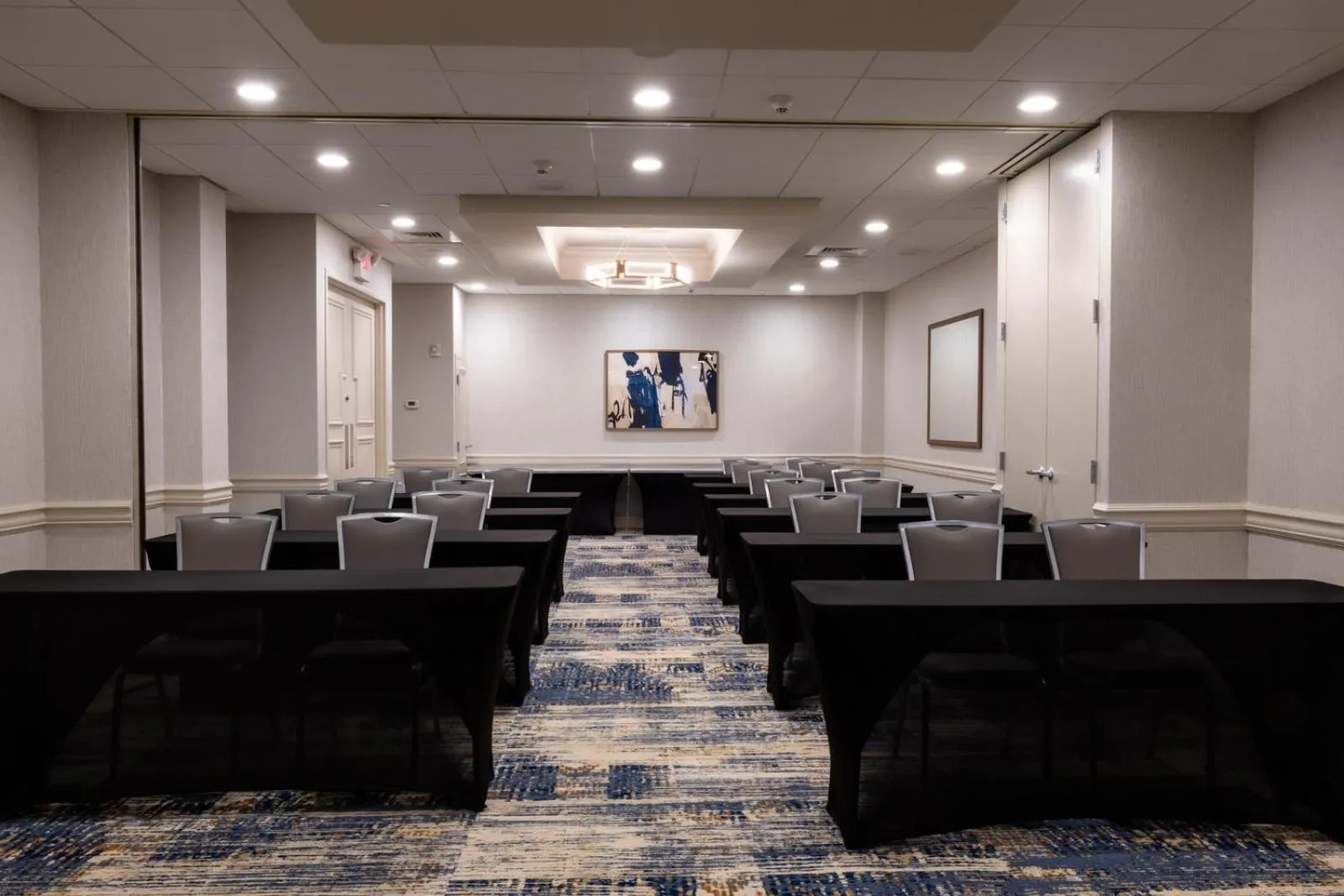 Meeting/conference room in DoubleTree by Hilton Tinton Falls-Eatontown