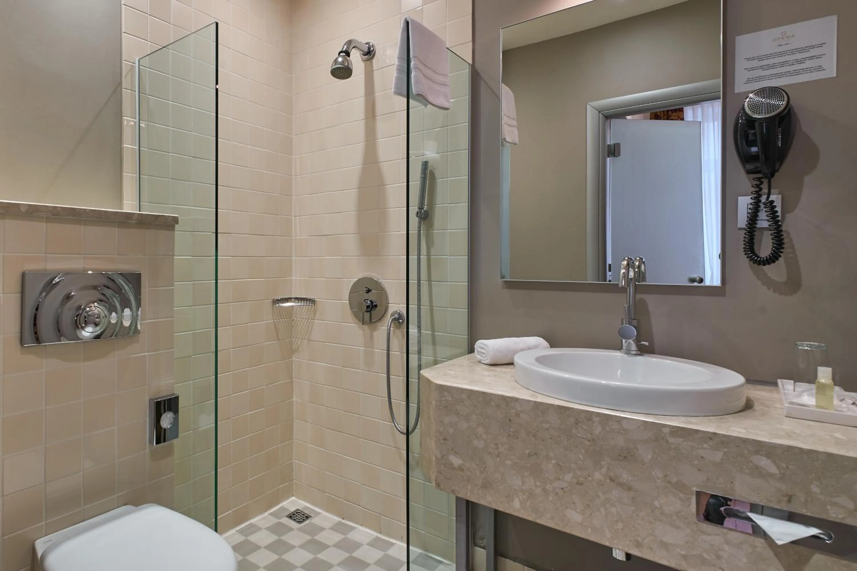 Shower in Opera Hotel