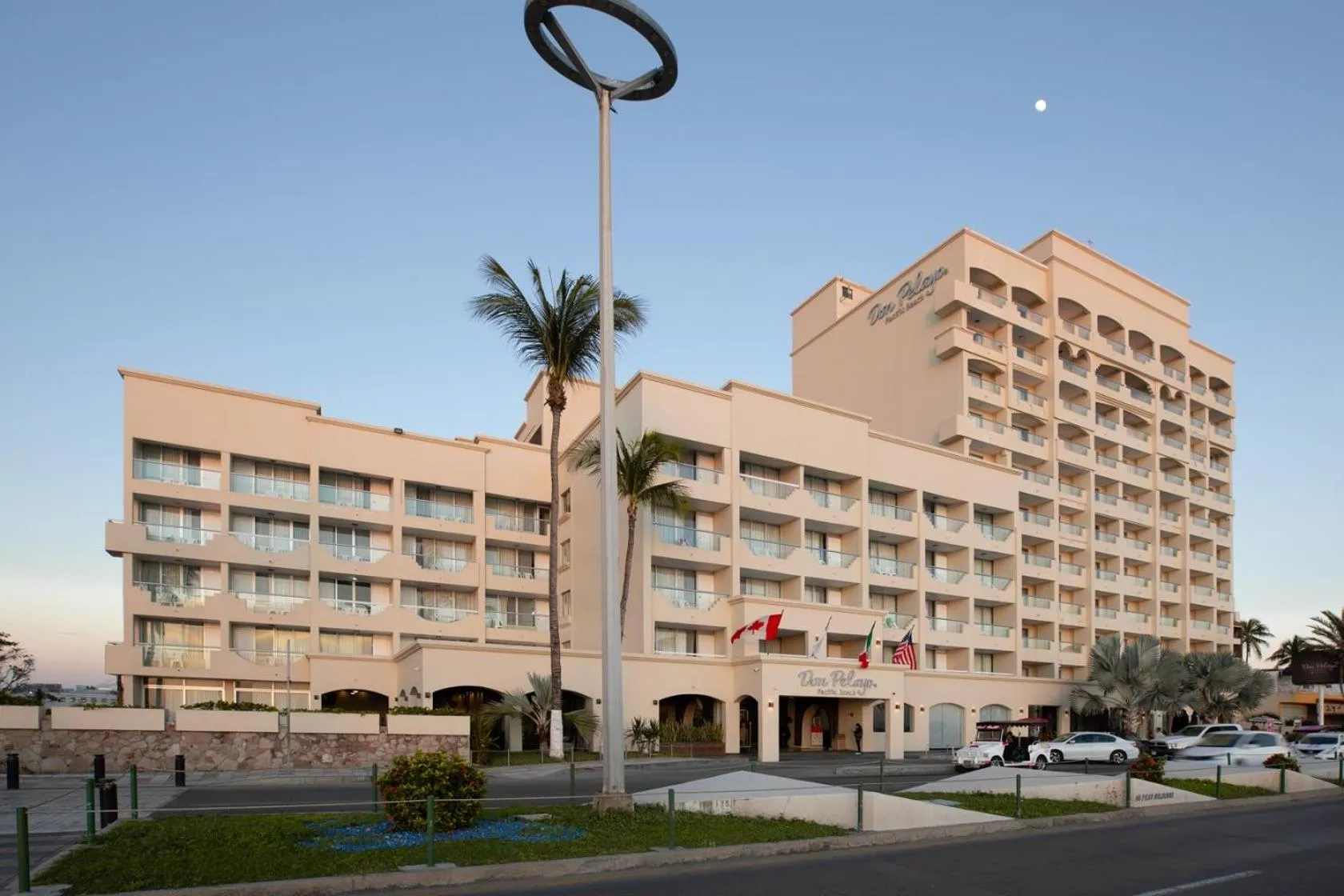 Property building in Don Pelayo Pacific Beach