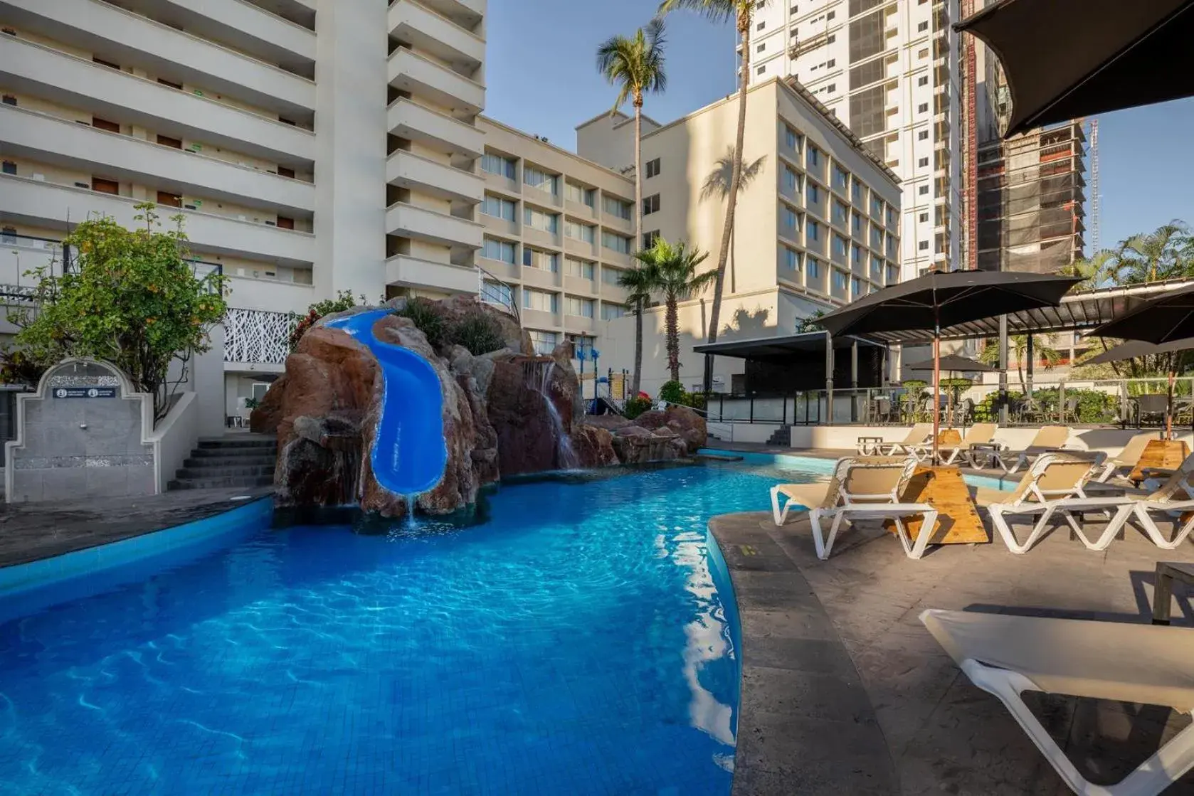 Swimming pool in Don Pelayo Pacific Beach Swimming pool in Don Pelayo Pacific Beach