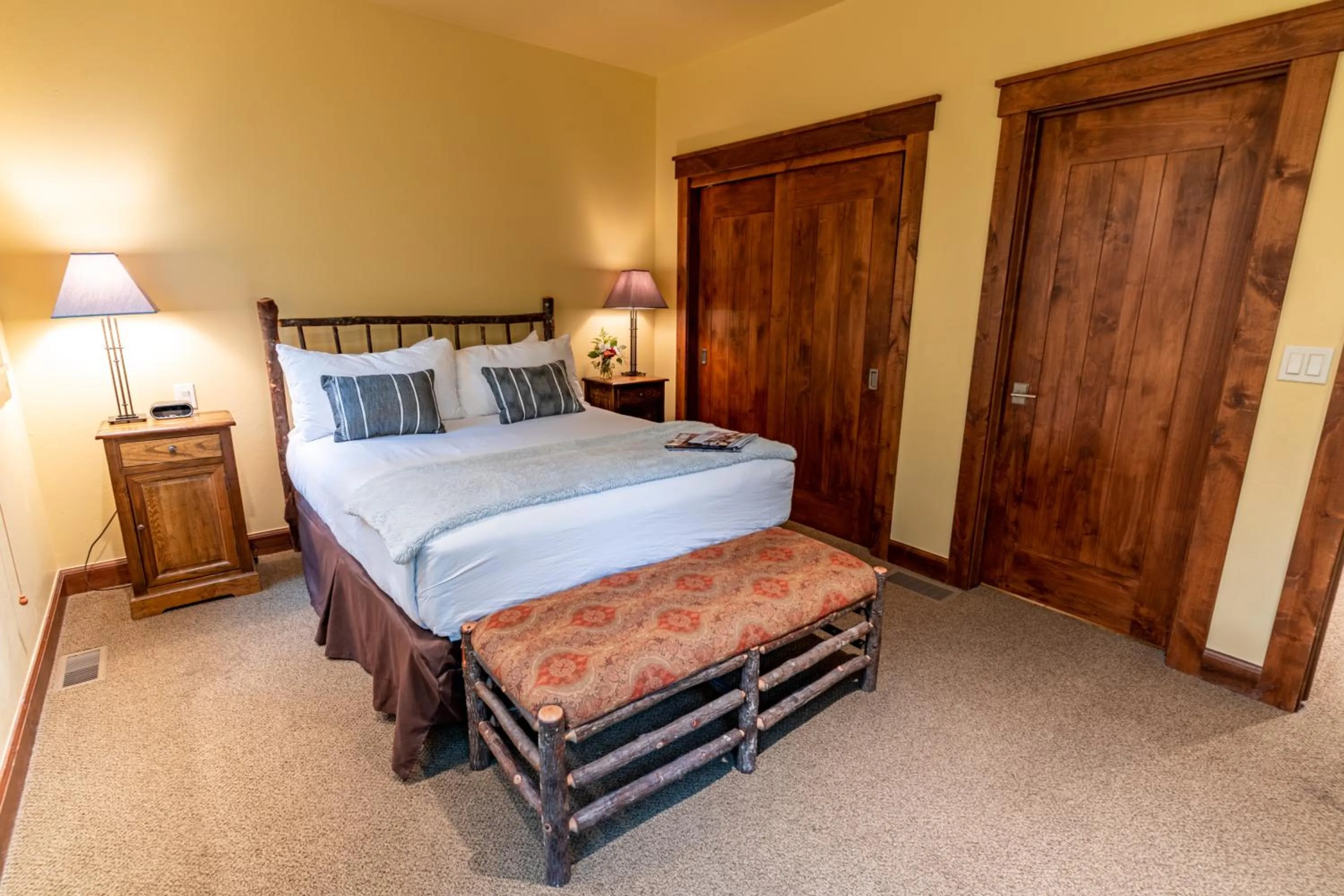 Bedroom, Bed in Snow King Resort