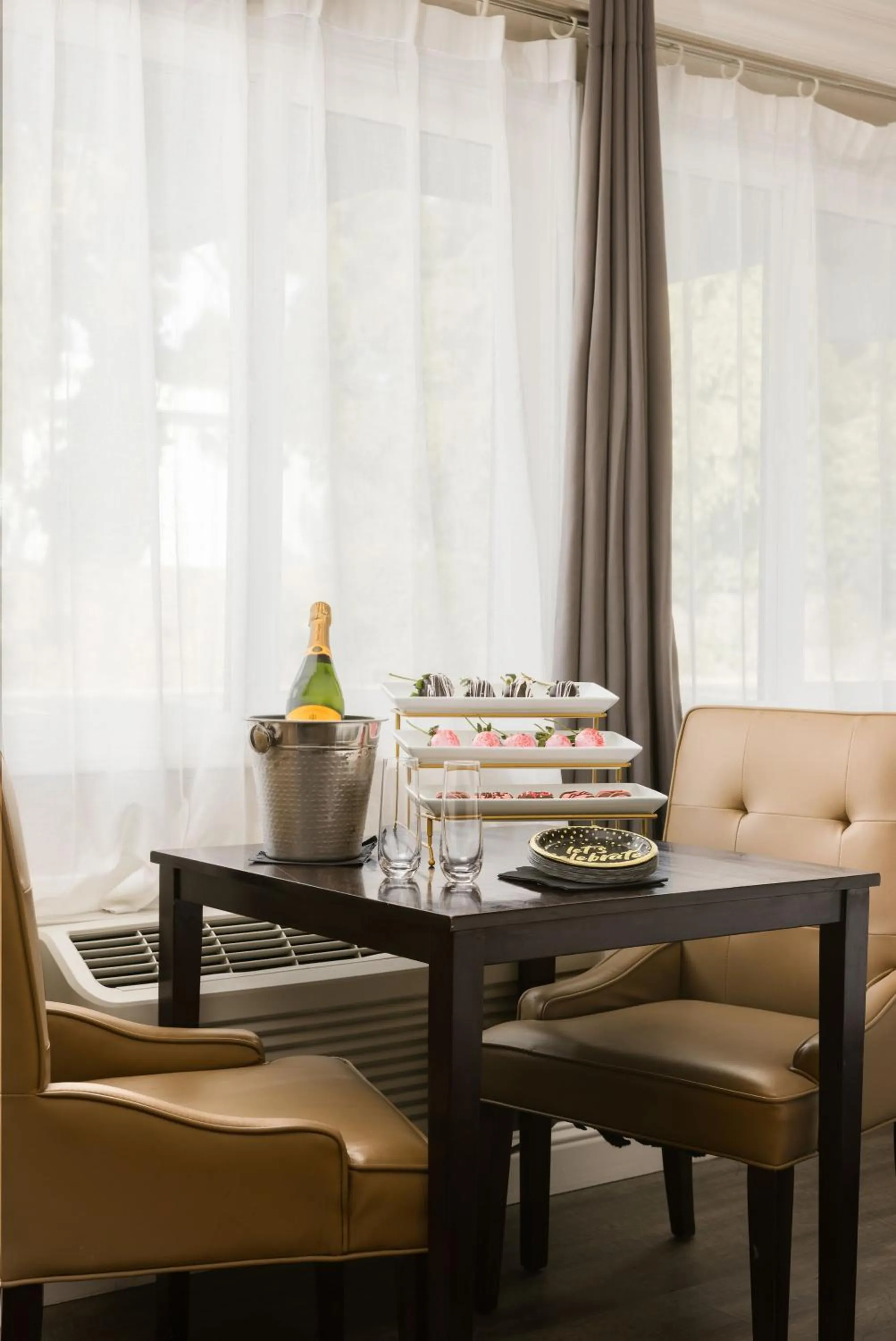 Alcoholic drinks in Inn at Highway 1