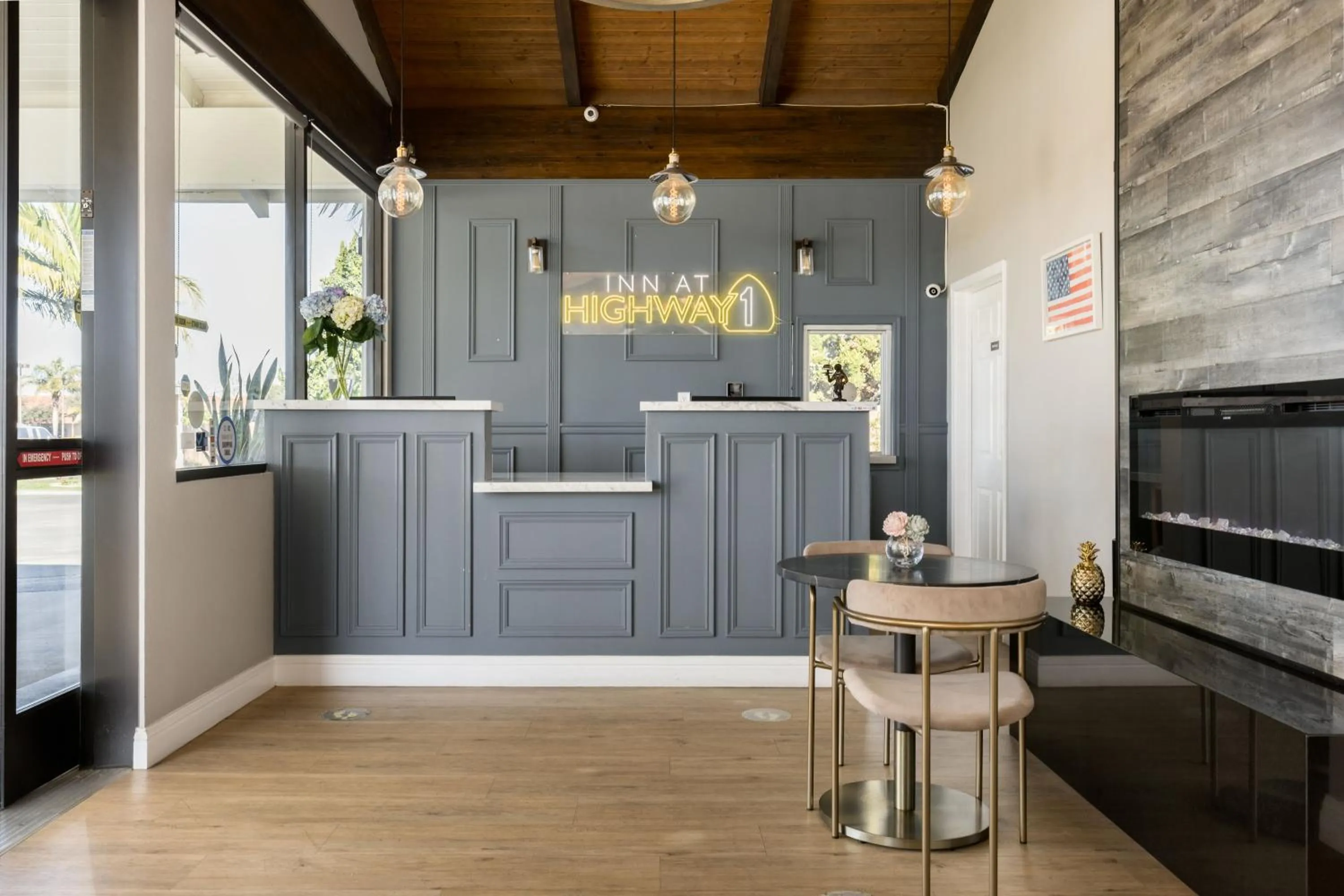 Lobby or reception in Inn at Highway 1