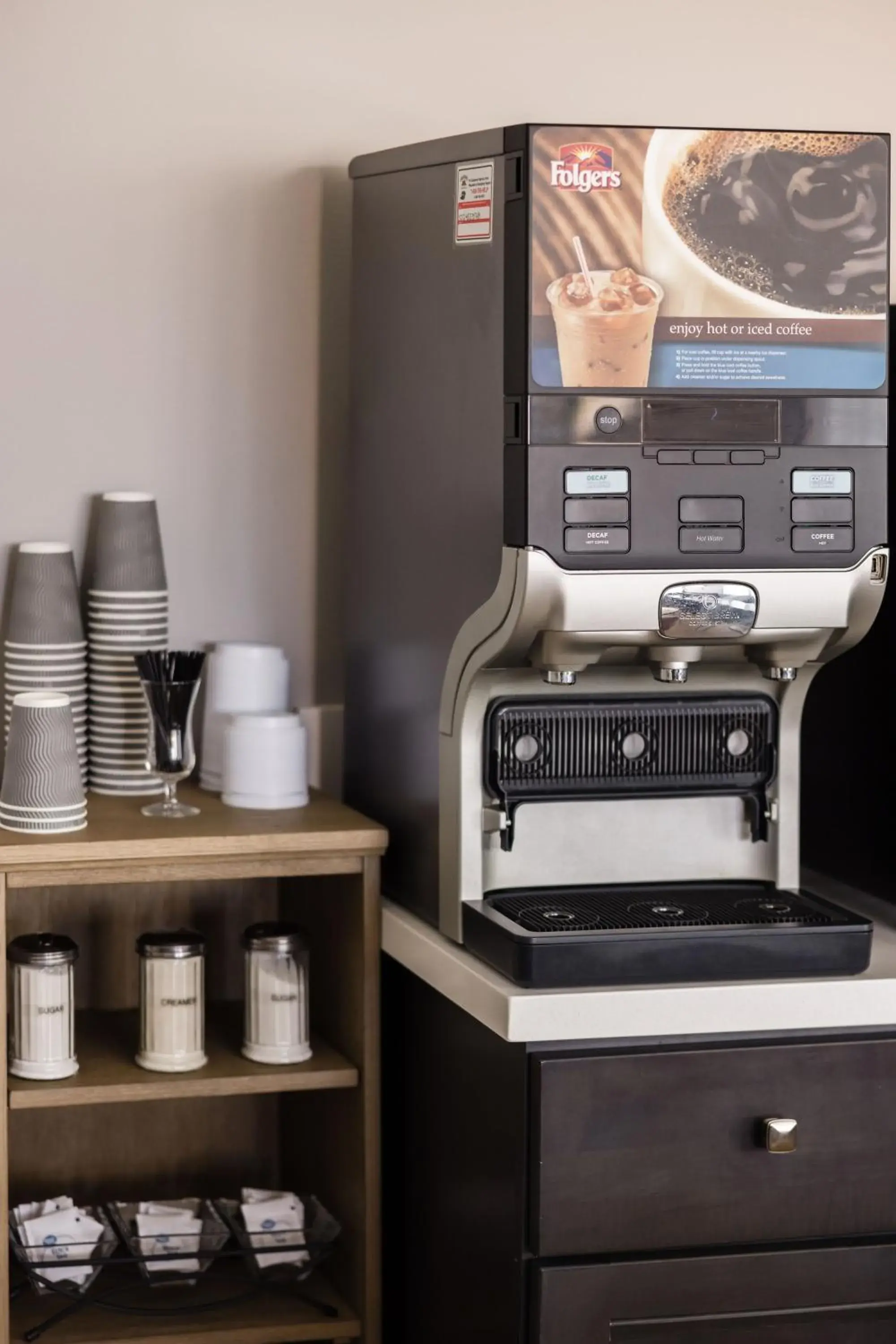 Restaurant/places to eat in Inn at Highway 1 Restaurant/places to eat in Inn at Highway 1