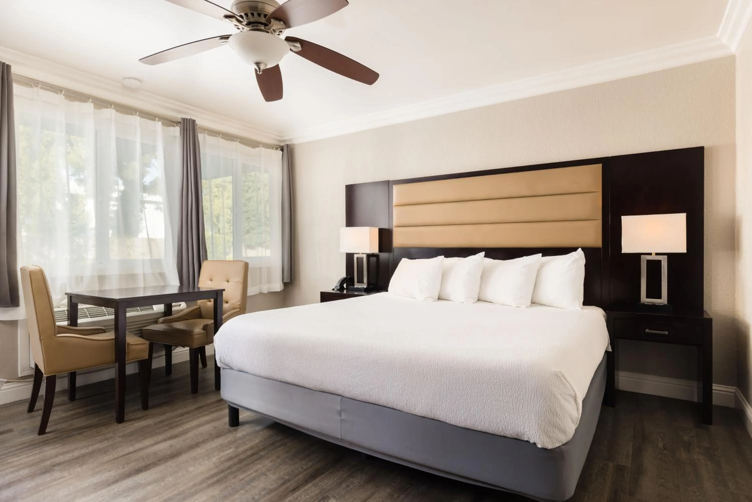 Bed in Inn at Highway 1