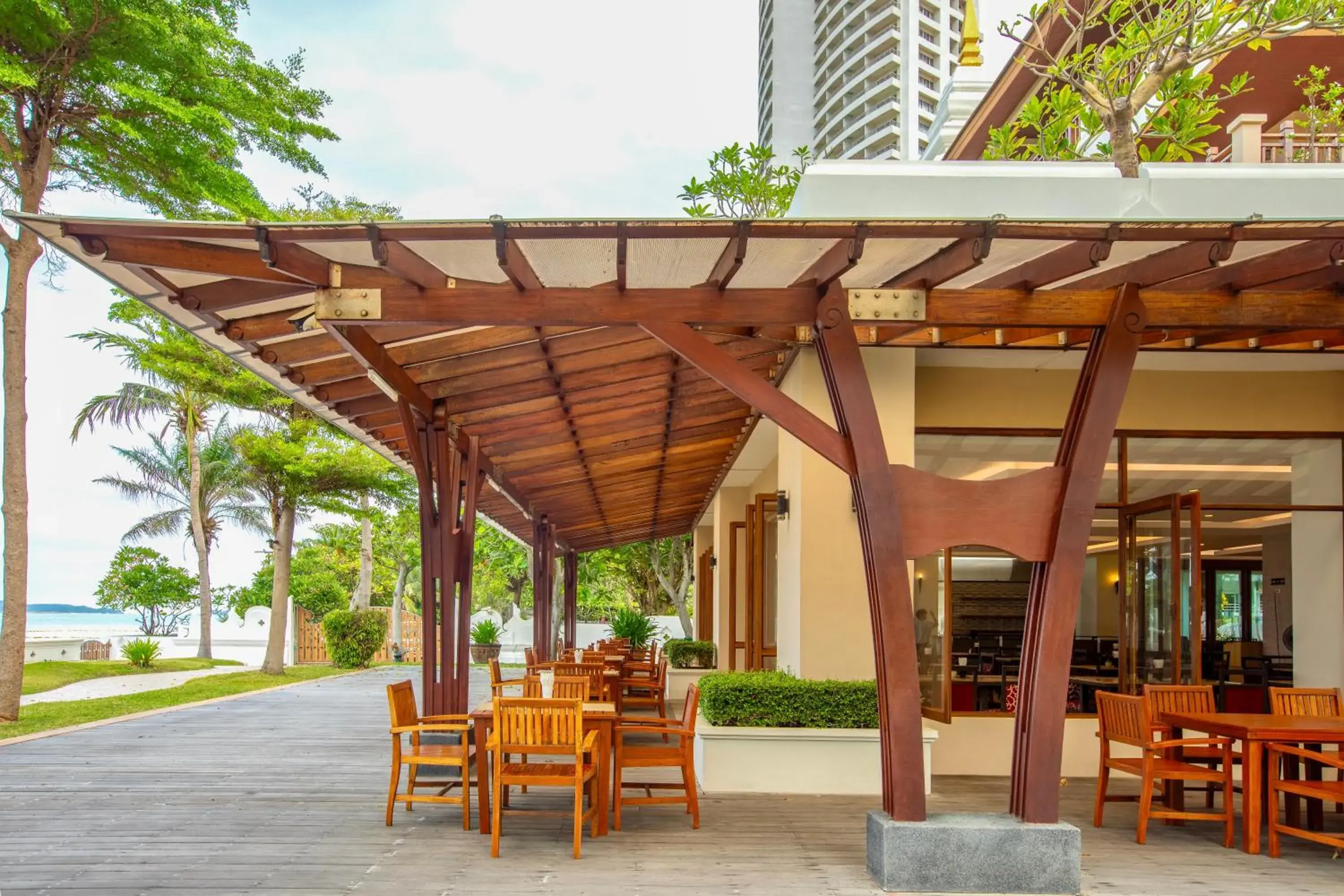 Restaurant/places to eat in The Heritage Pattaya Beachfront Resort Restaurant/places to eat in The Heritage Pattaya Beachfront Resort