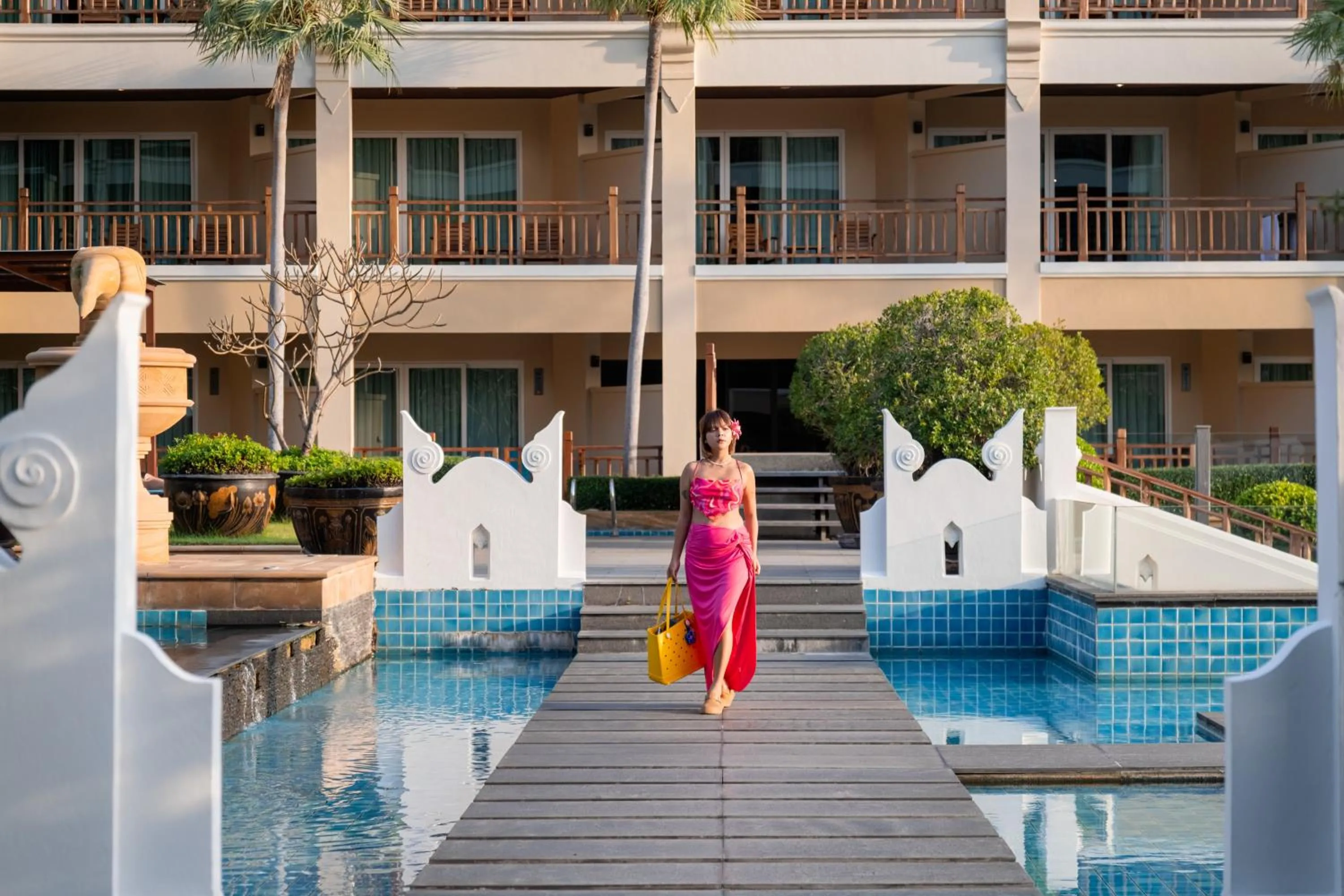 Swimming pool in The Heritage Pattaya Beachfront Resort