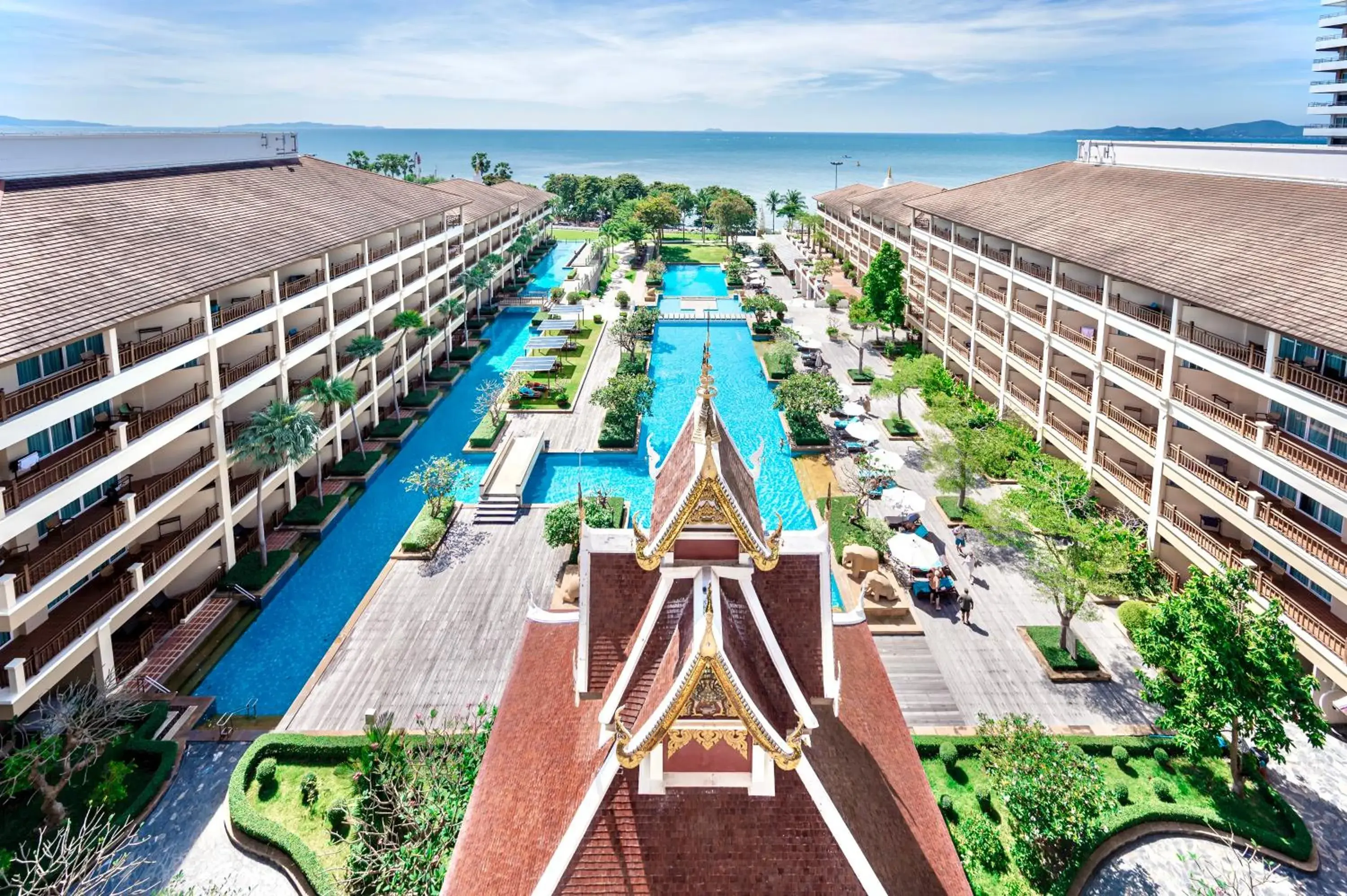 Deluxe Seaview Double in The Heritage Pattaya Beachfront Resort Deluxe Seaview Double in The Heritage Pattaya Beachfront Resort