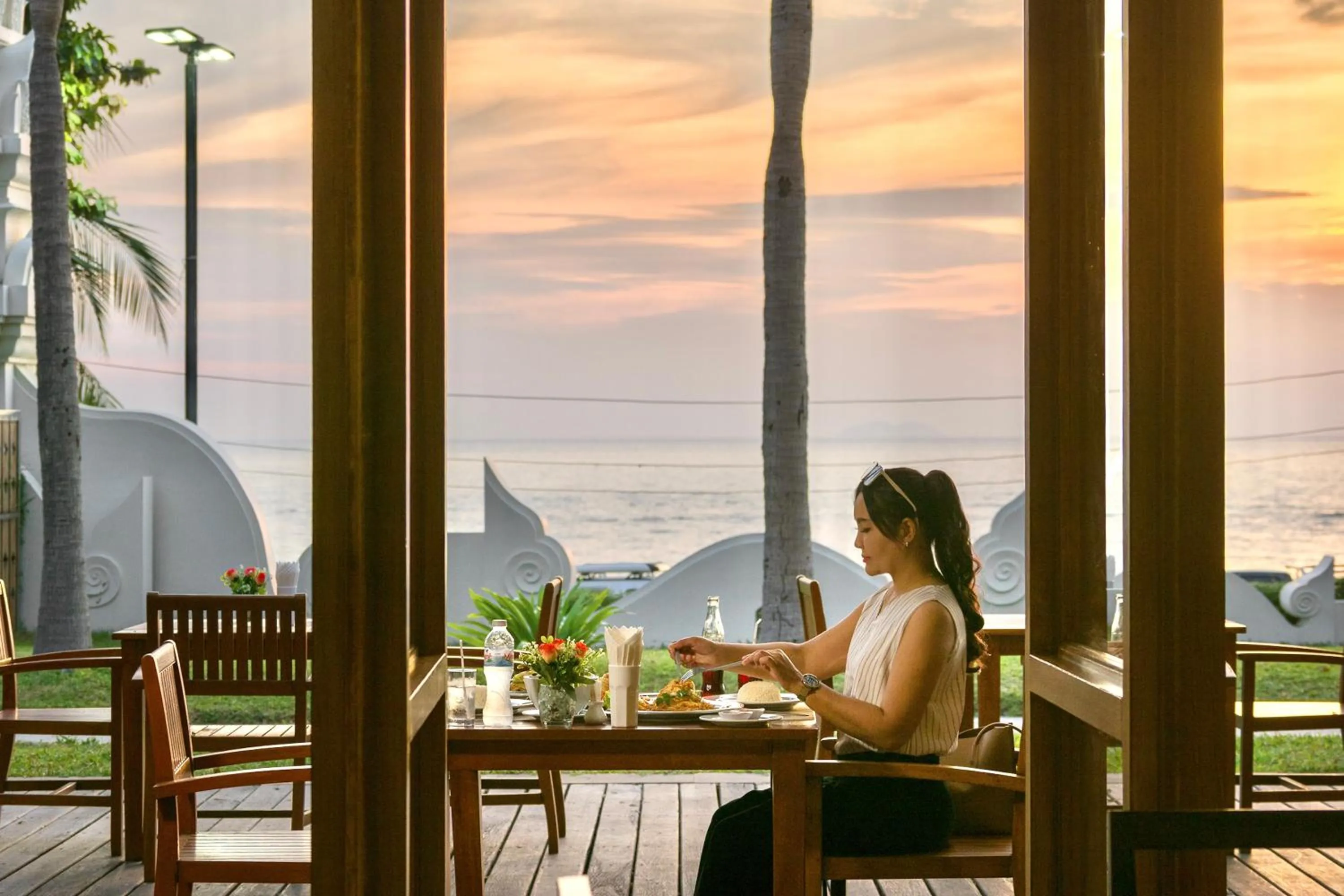 Restaurant/places to eat in The Heritage Pattaya Beachfront Resort