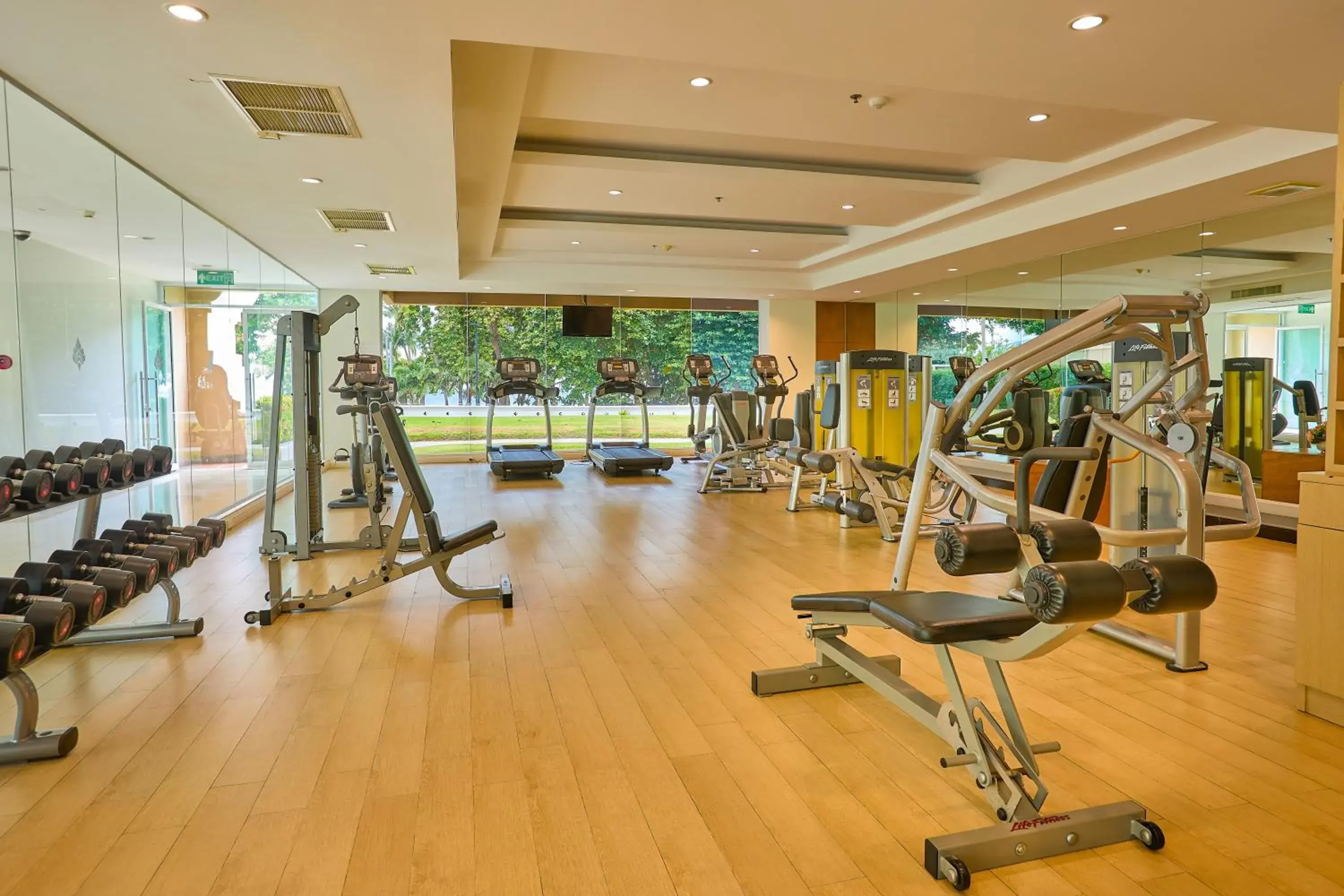 Fitness centre/facilities in The Heritage Pattaya Beachfront Resort Fitness centre/facilities in The Heritage Pattaya Beachfront Resort
