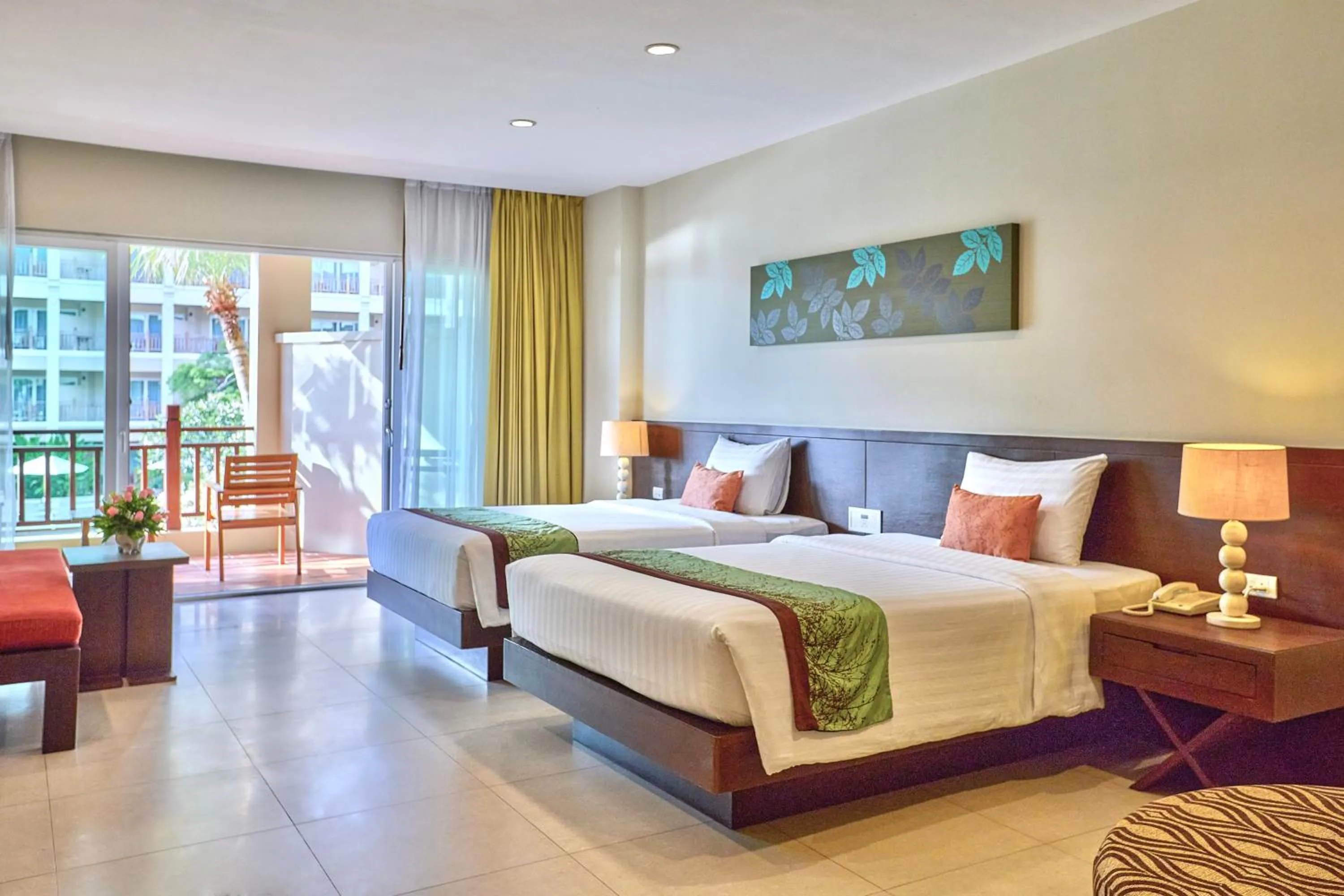 Photo of the whole room, Bed in The Heritage Pattaya Beachfront Resort