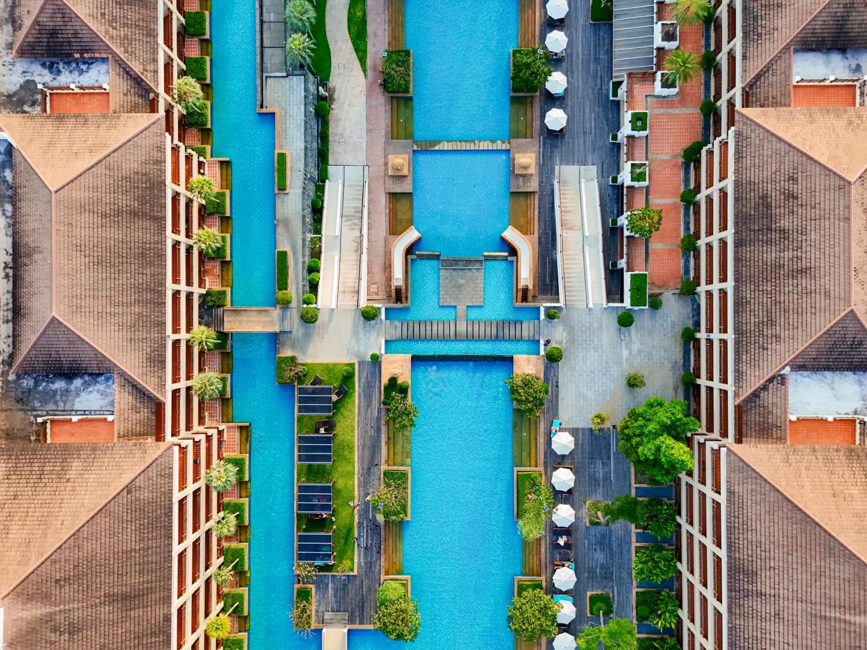 Property building in The Heritage Pattaya Beachfront Resort