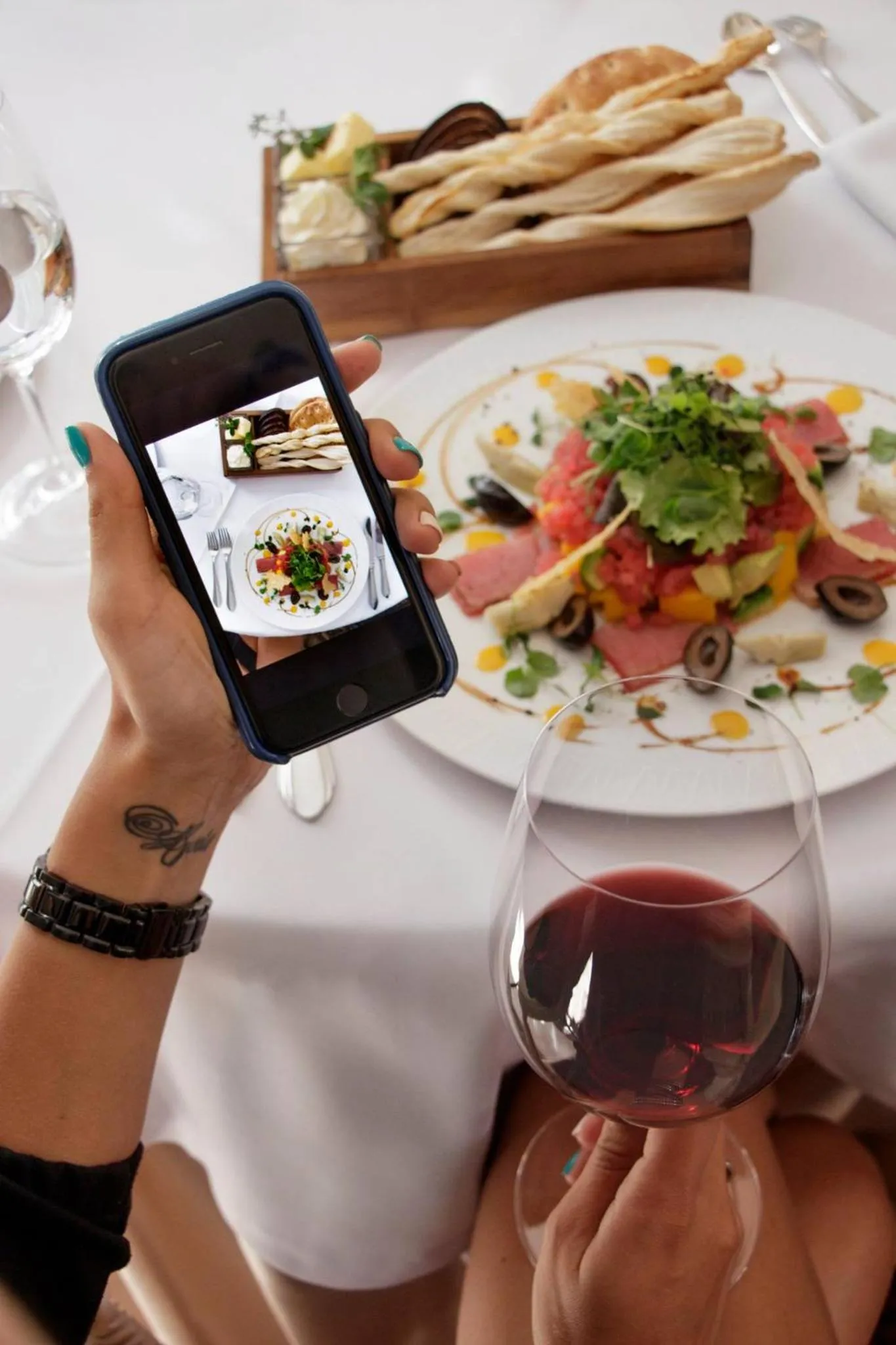 Food and drinks in TB Palace Hotel & SPA