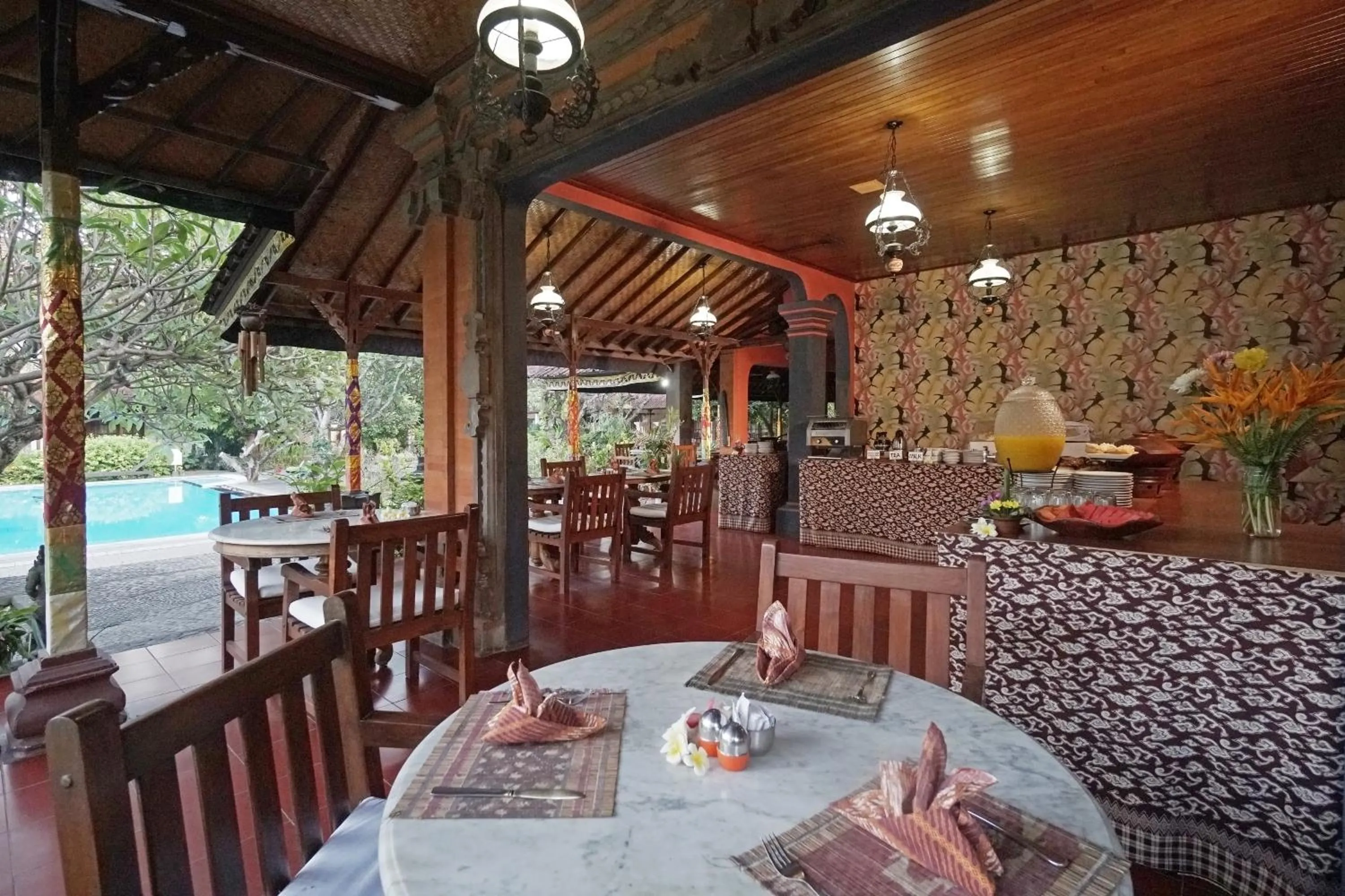 Bumas Hotel