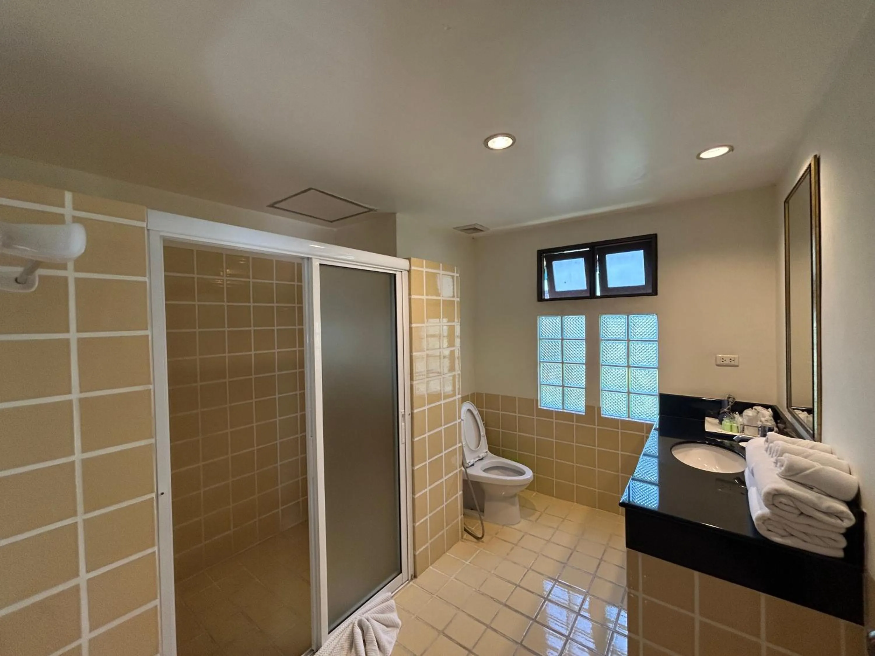 Teak Garden Resort, Chiang Rai