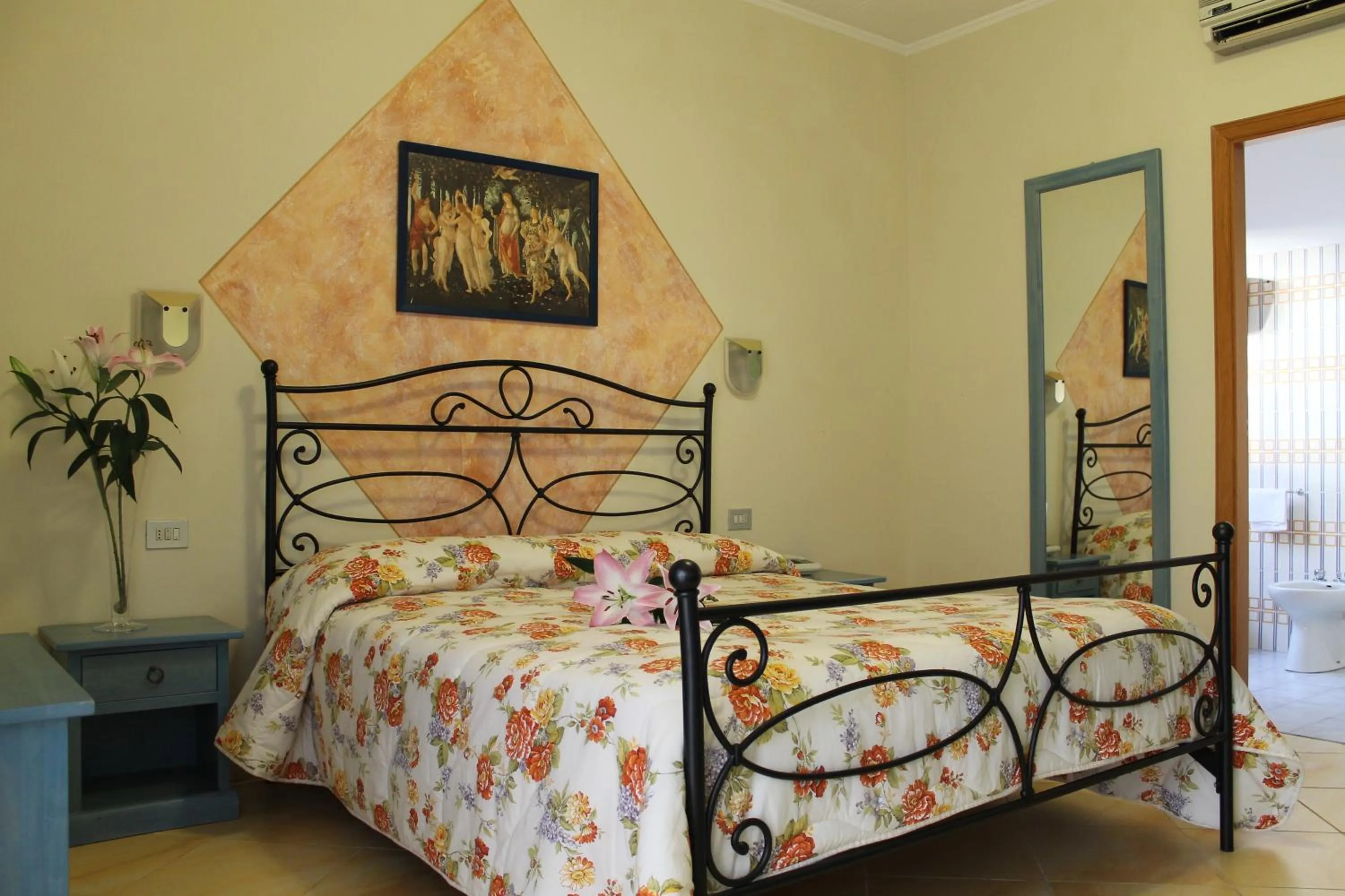 Bedroom, Bed in Hotel Ismaele