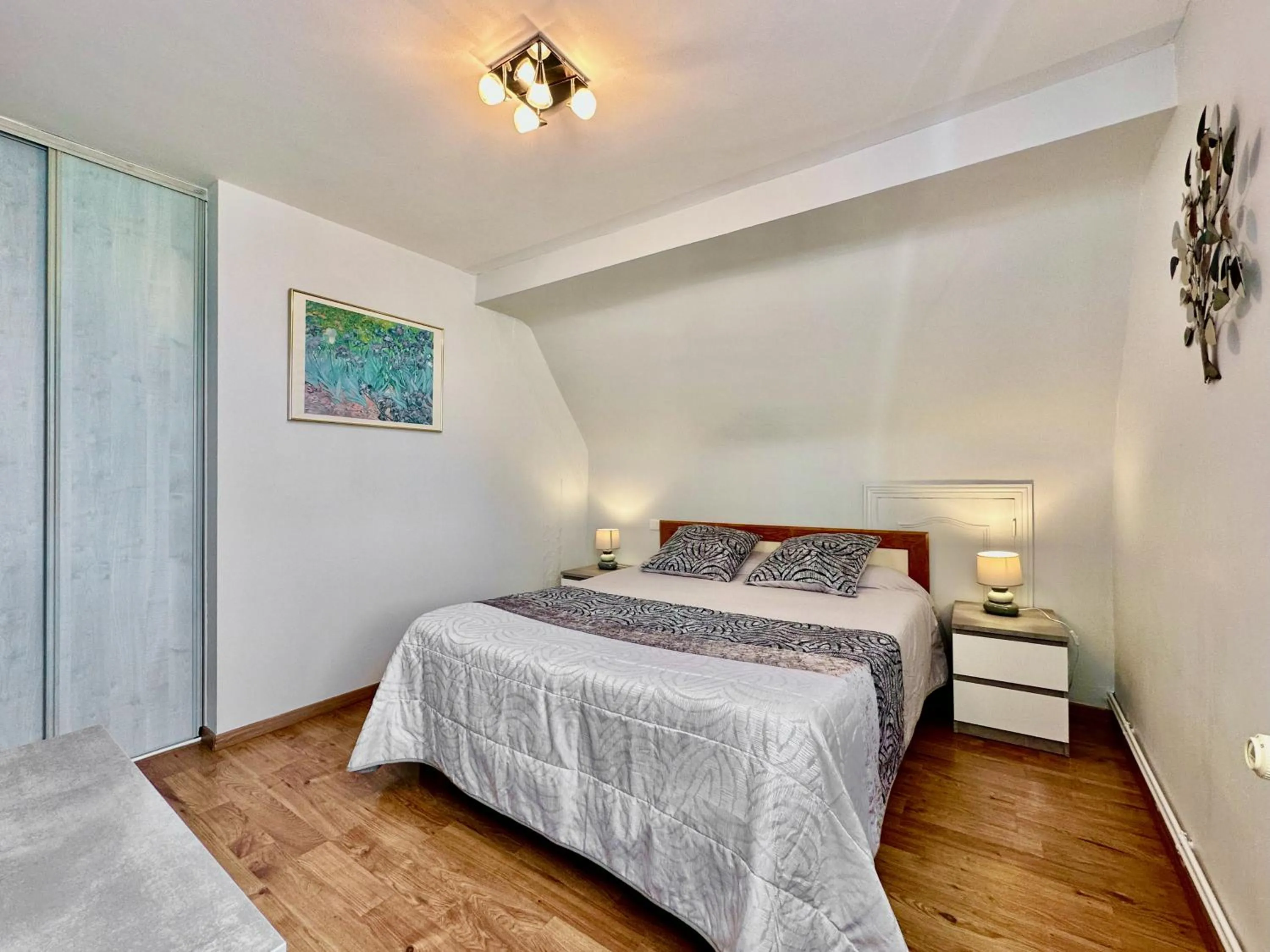 Bed in La Roseraie