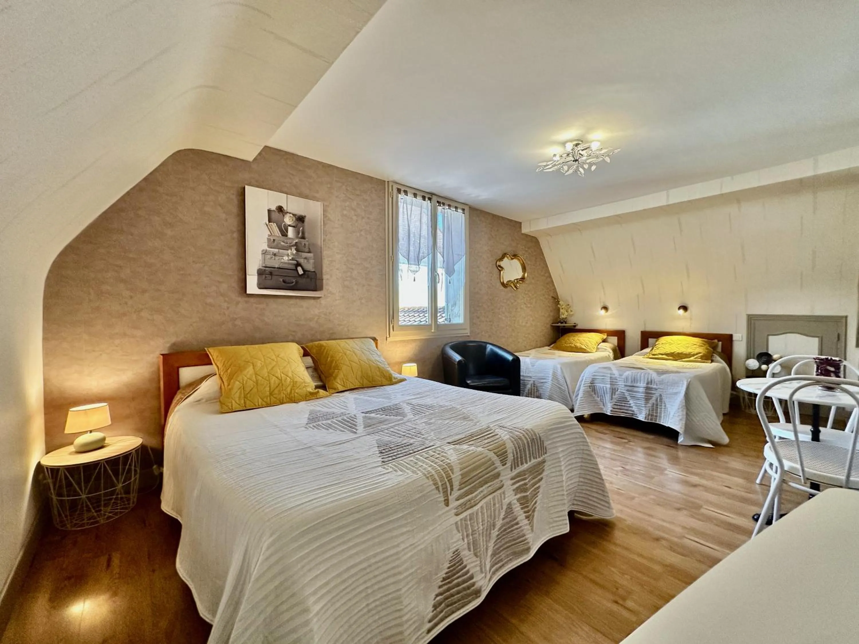 Bed in La Roseraie