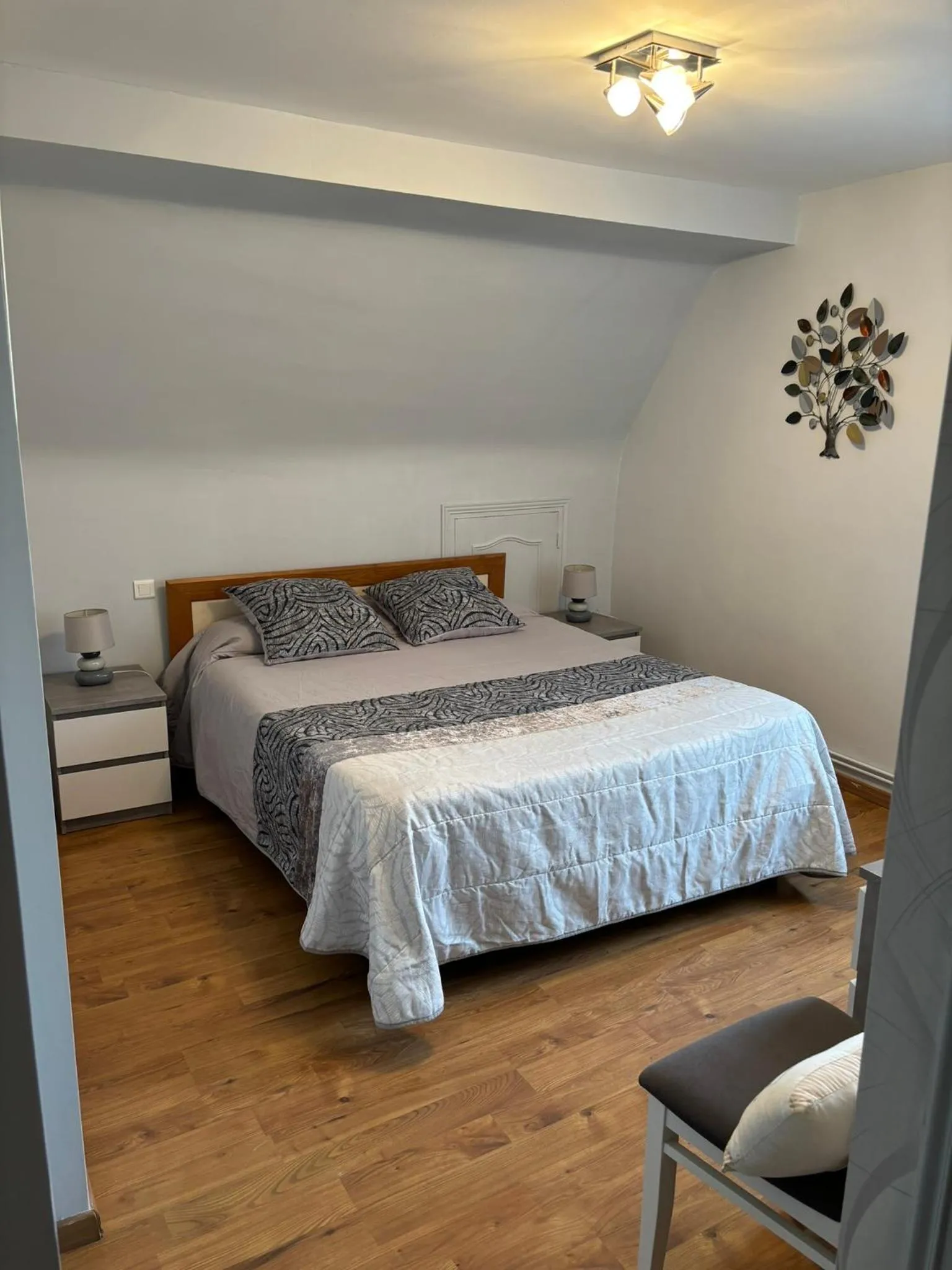 Bed in La Roseraie