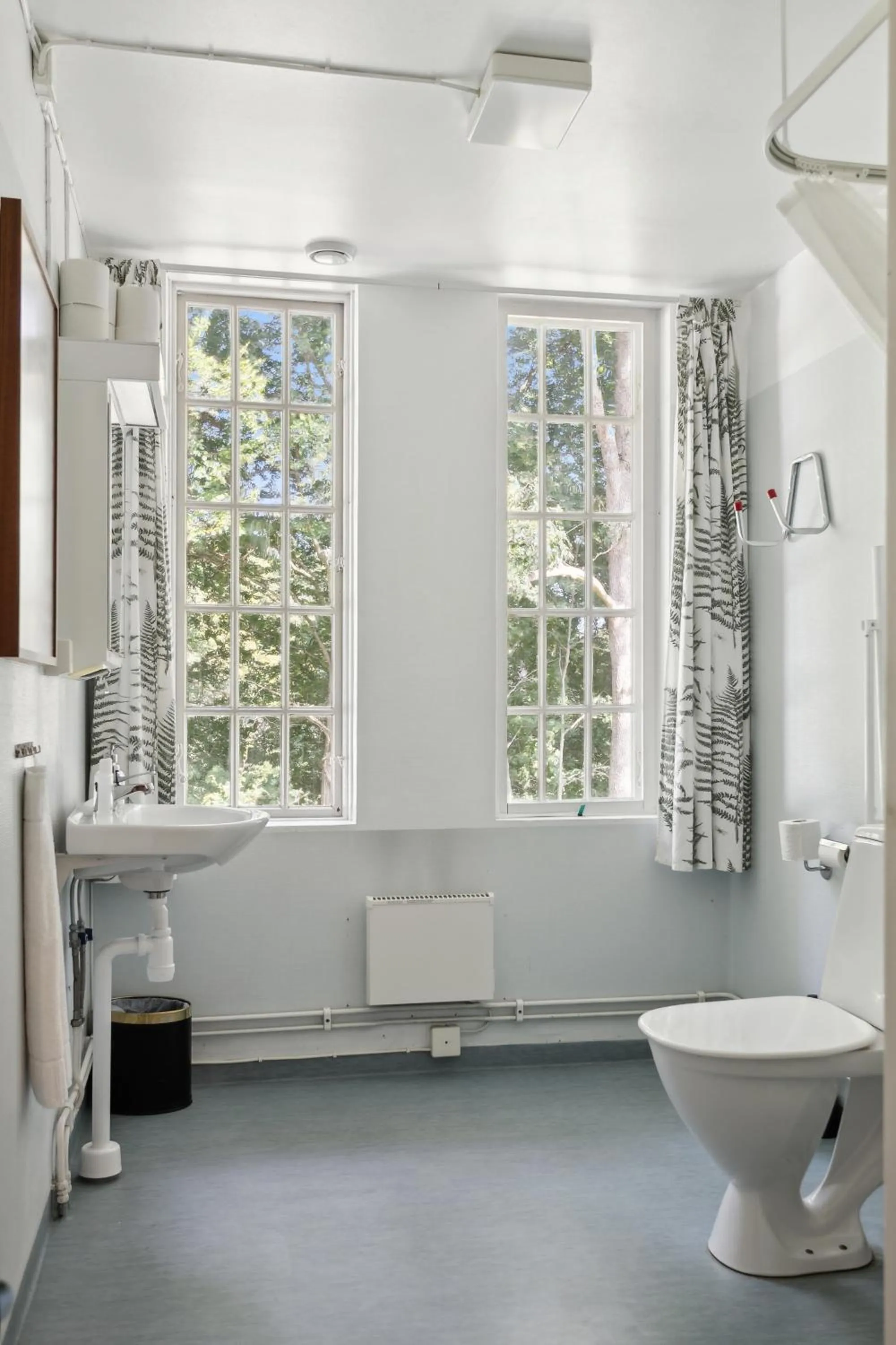 Toilet in STF Villa Söderåsen B&B