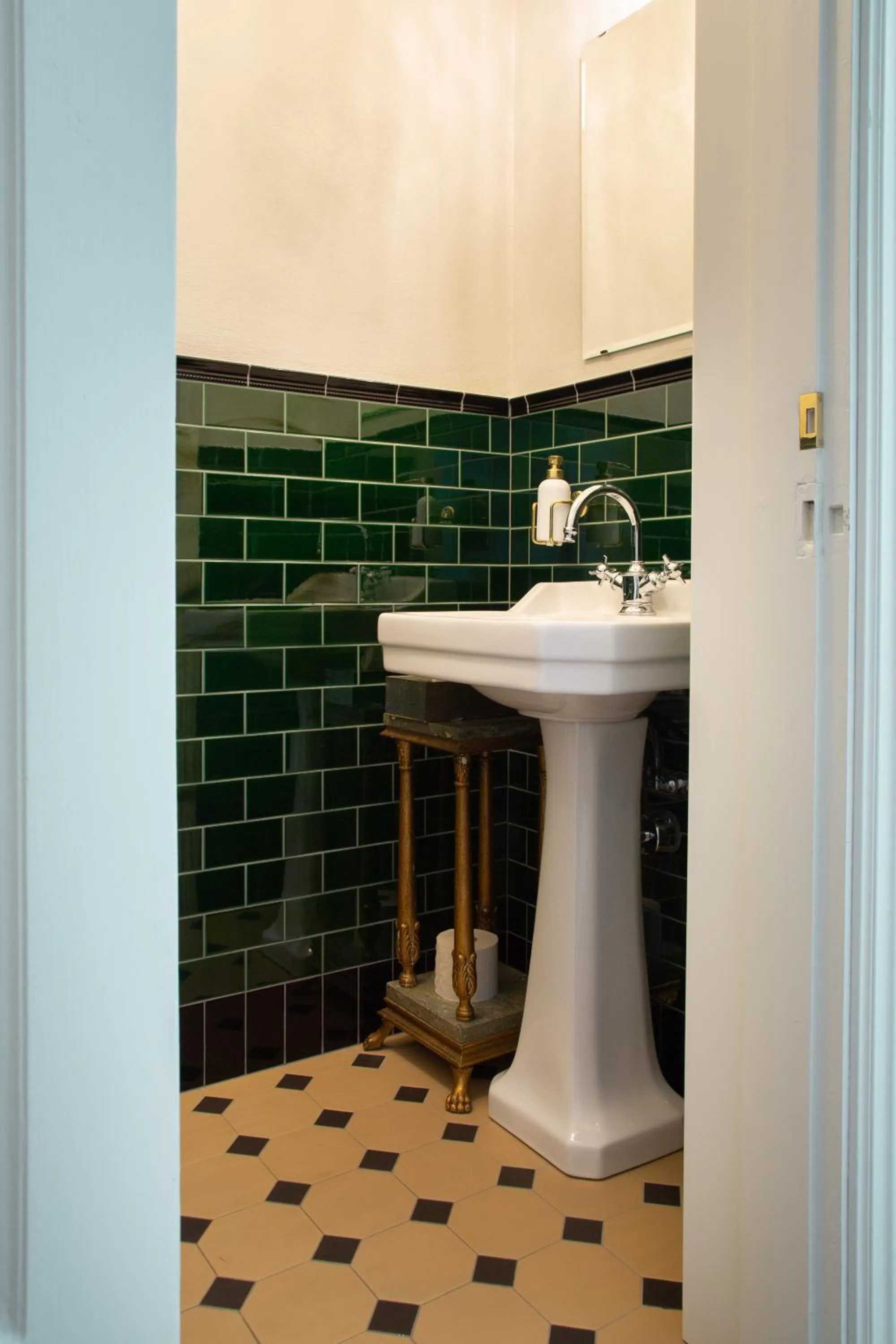 Toilet in STF Villa Söderåsen B&B