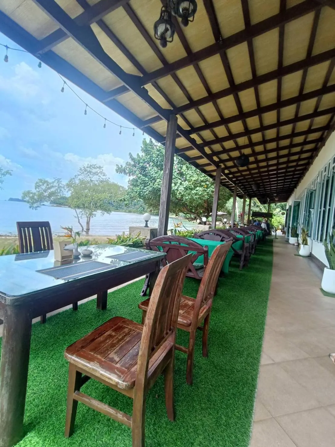 Restaurant/places to eat in Koh Chang Bailan Beach Resort