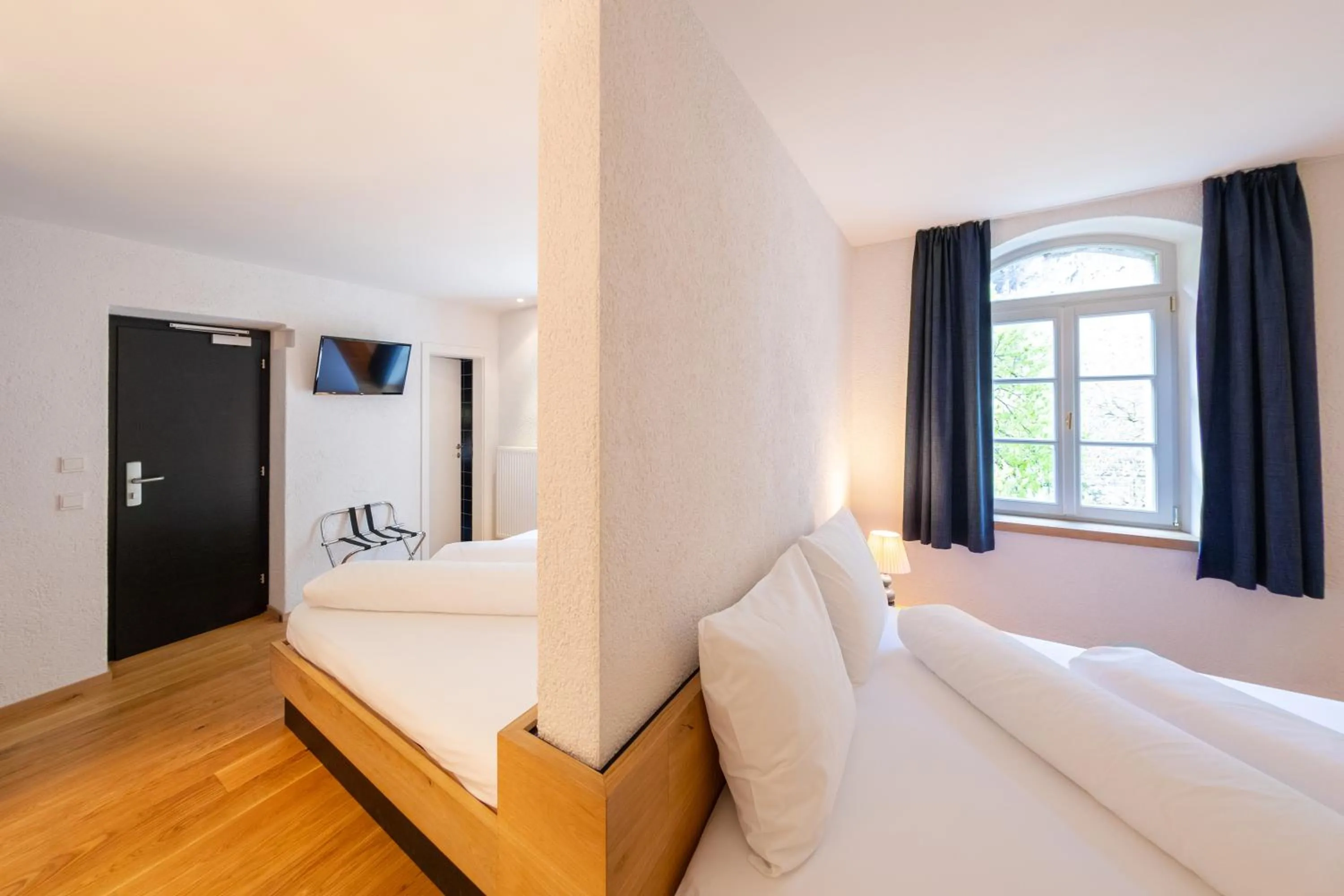 Photo of the whole room, Bed in Hotel Sachsenklemme