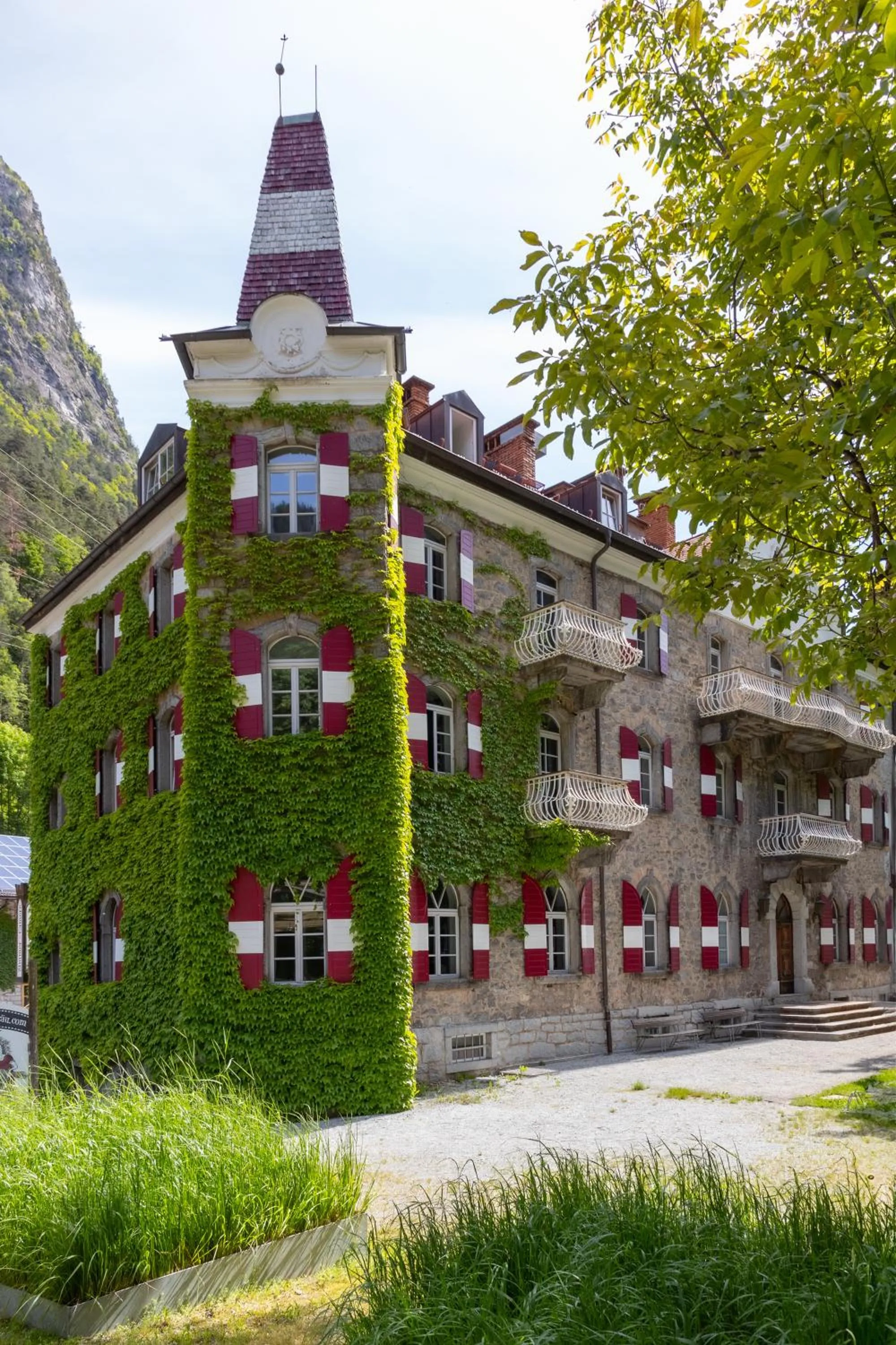 Property building in Hotel Sachsenklemme