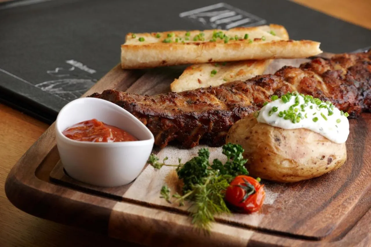 Food and drinks in Hotel Sachsenklemme