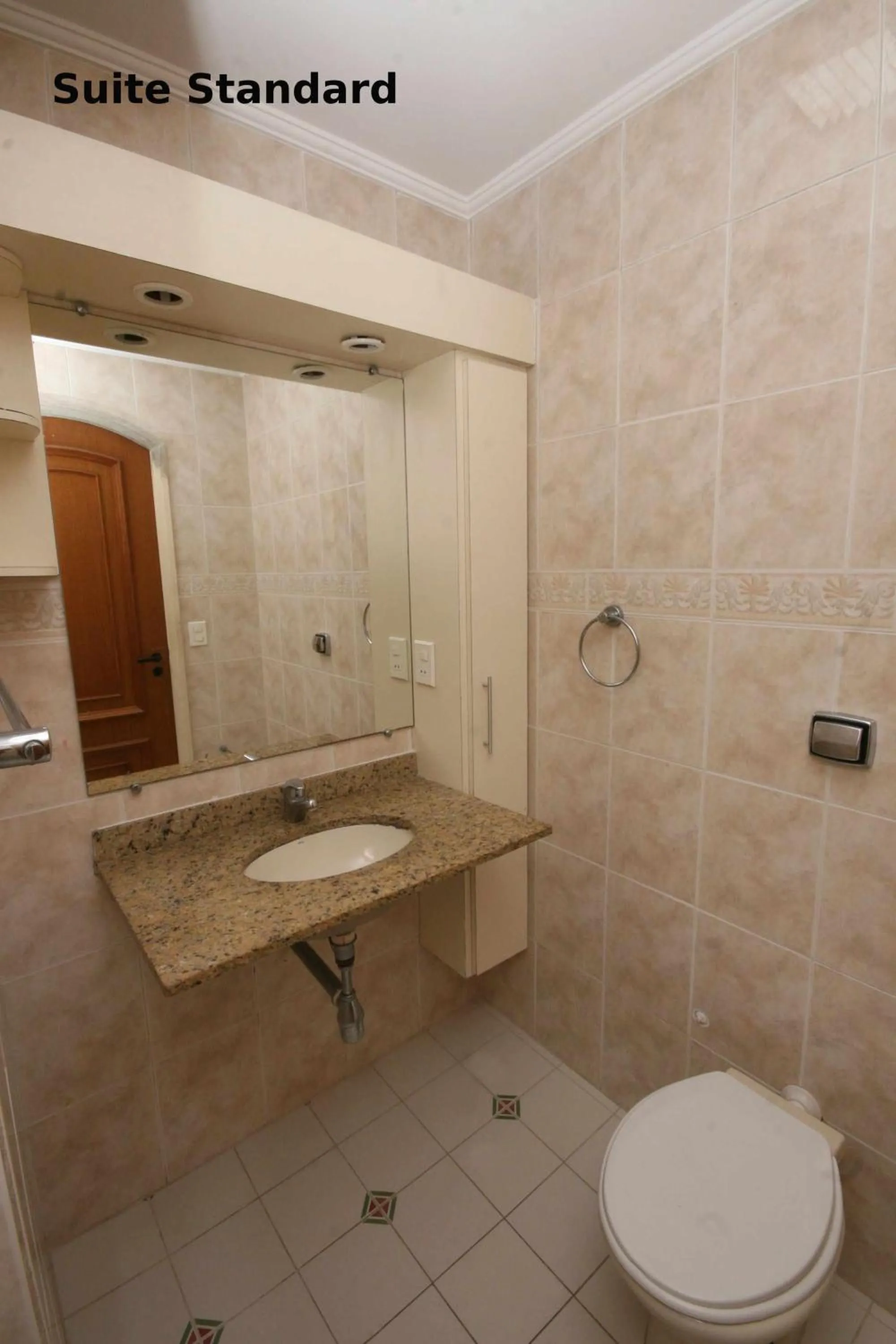 Shower in Suites Natalia Enseada