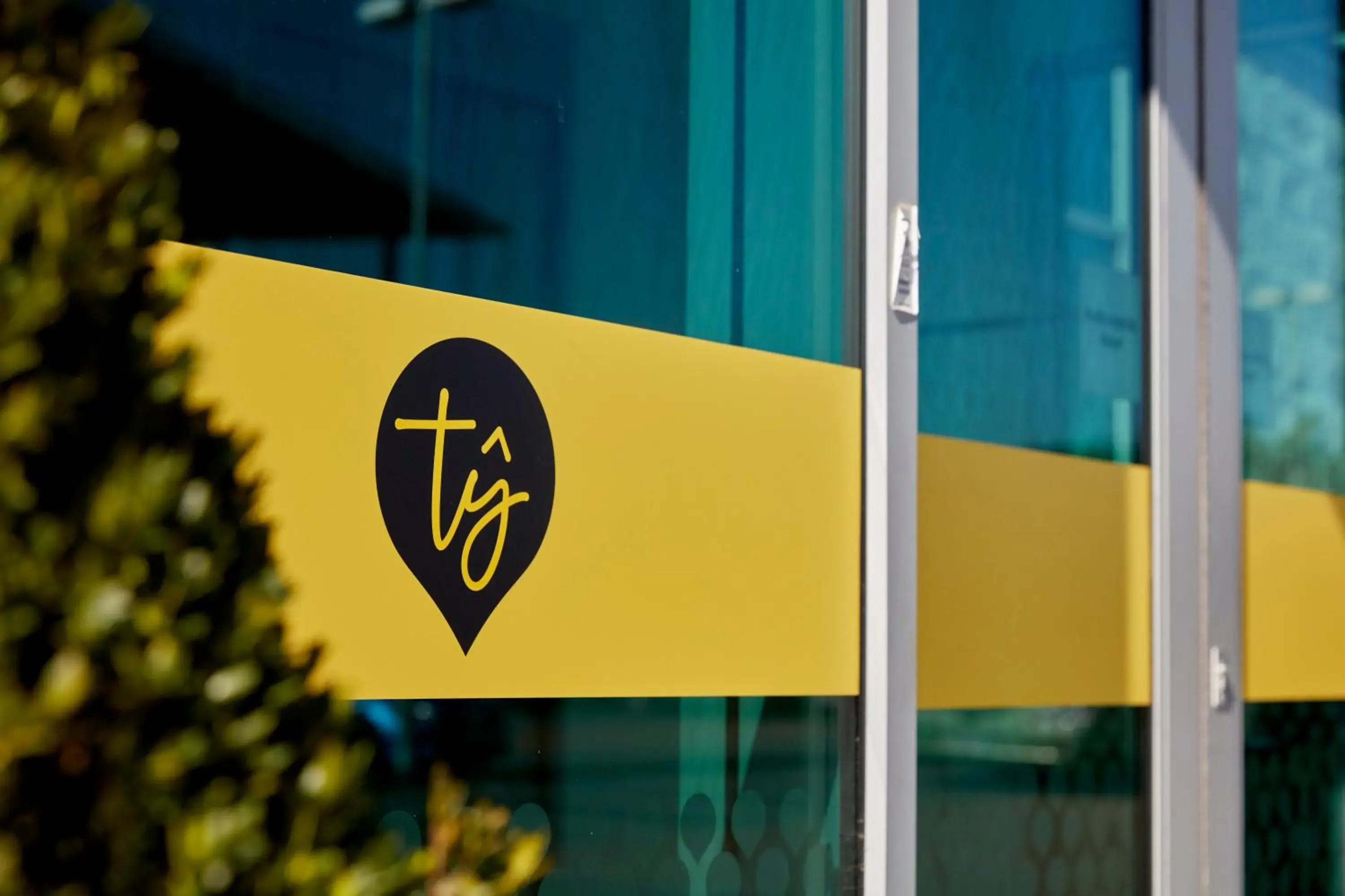 Property building in Tŷ Magor Property building in Tŷ Magor