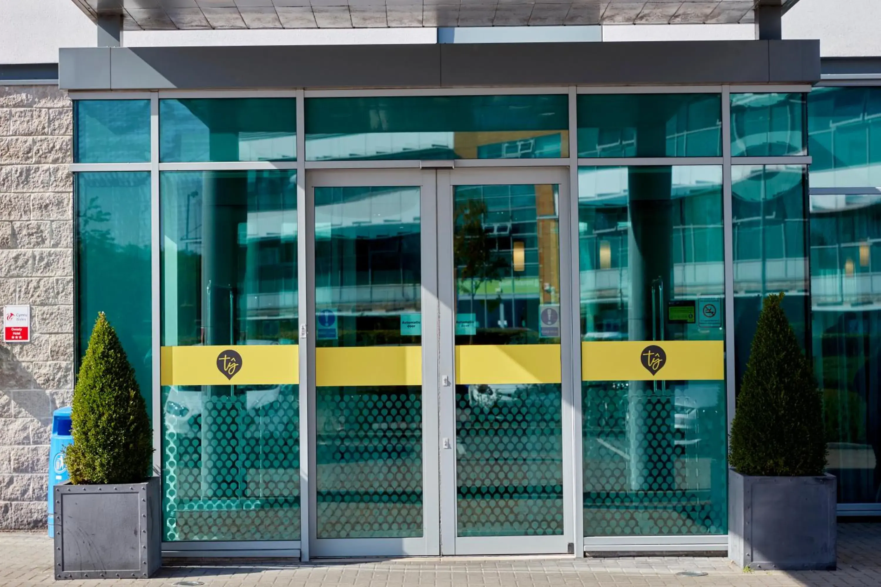 Property building in Tŷ Magor Property building in Tŷ Magor