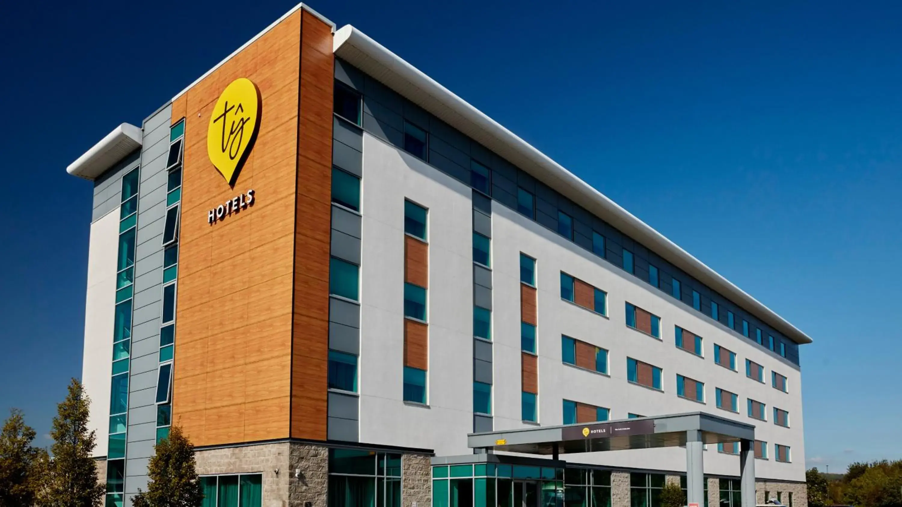 Property building in Tŷ Magor Property building in Tŷ Magor