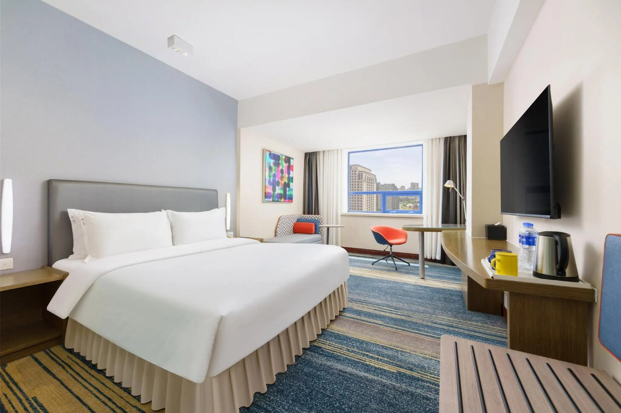 Photo of the whole room in Holiday Inn Express City Centre Dalian by IHG