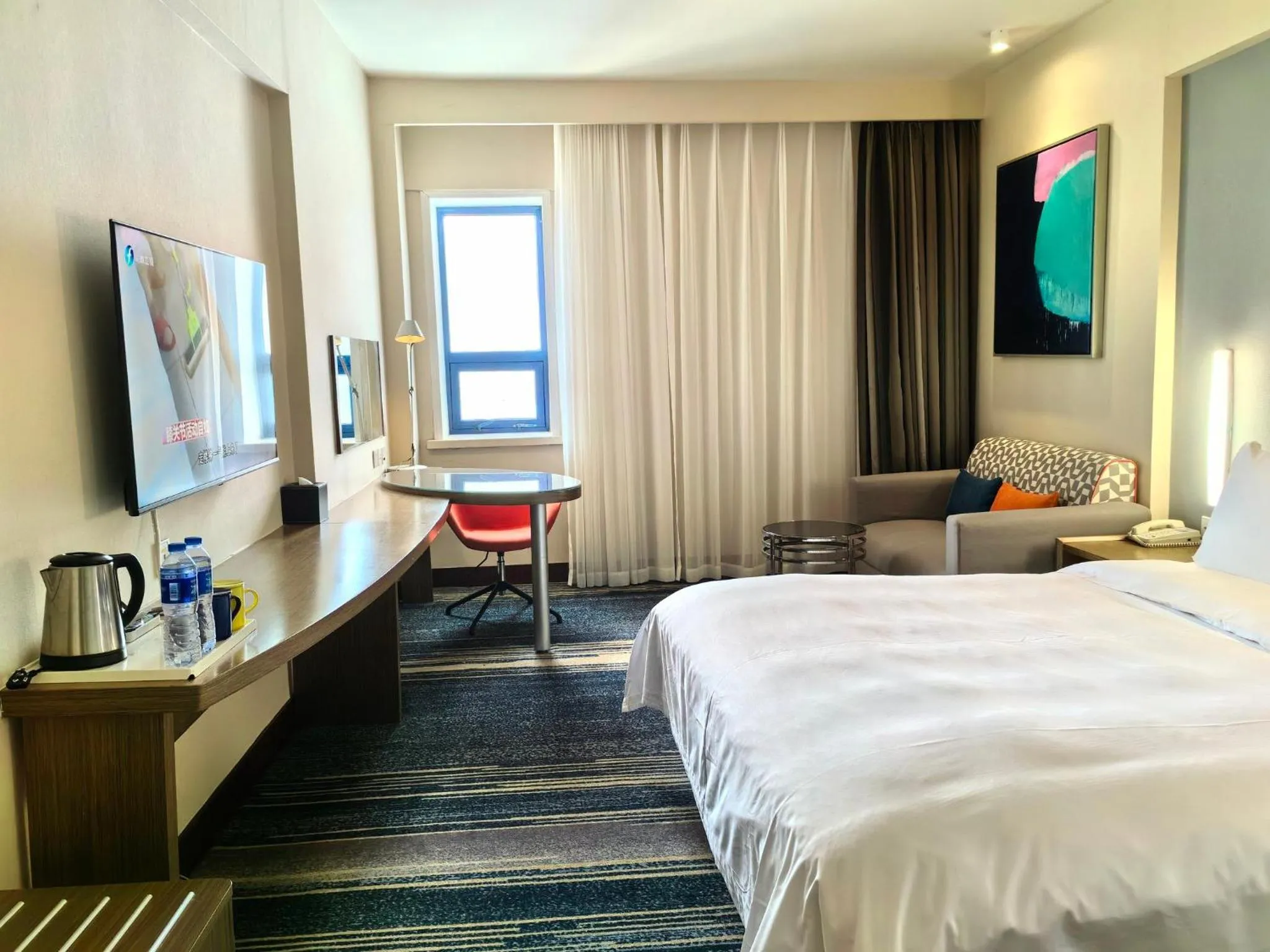 Photo of the whole room in Holiday Inn Express City Centre Dalian by IHG