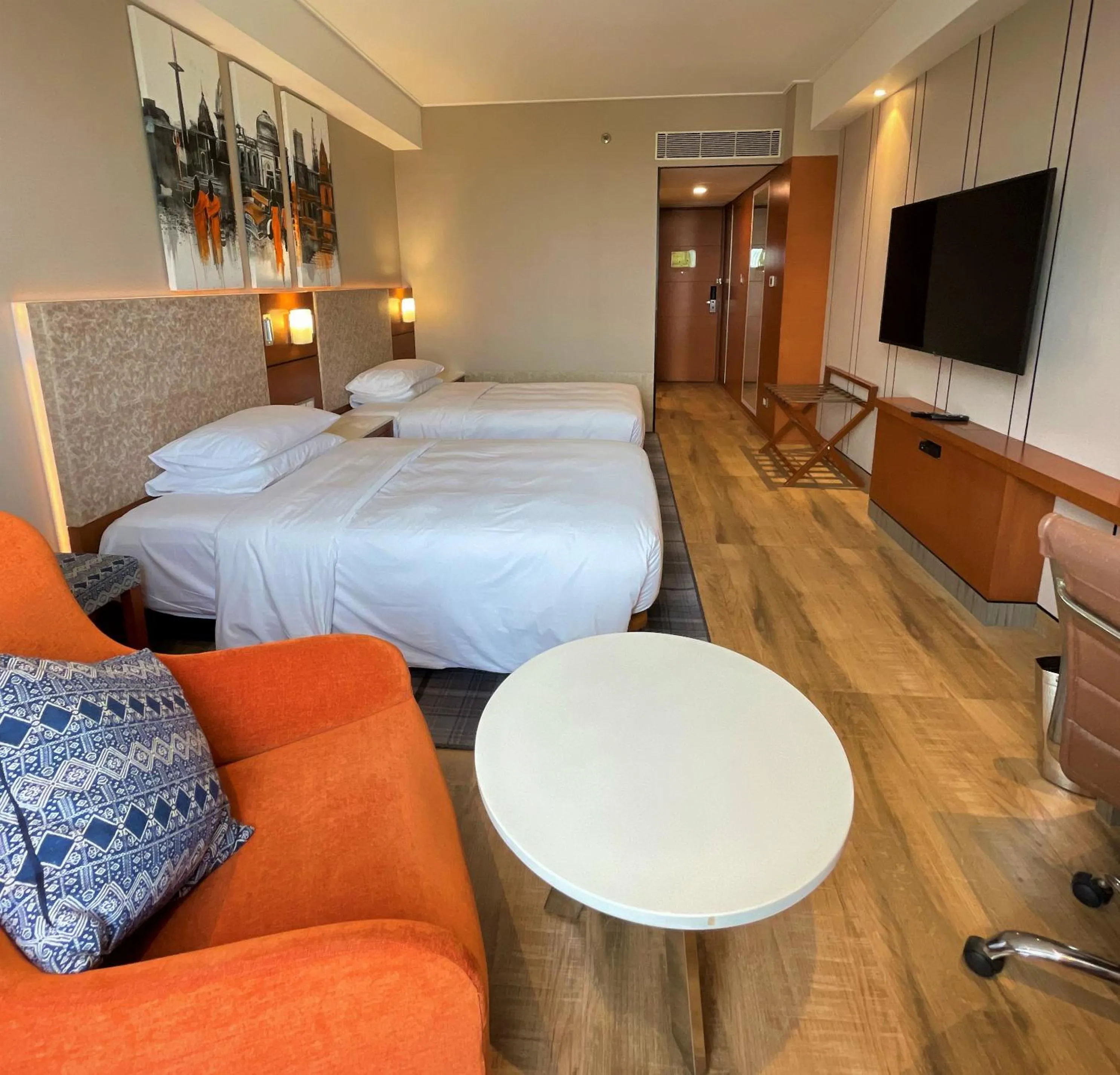 TV and multimedia, Bed in Hyatt Centric Janakpuri New Delhi