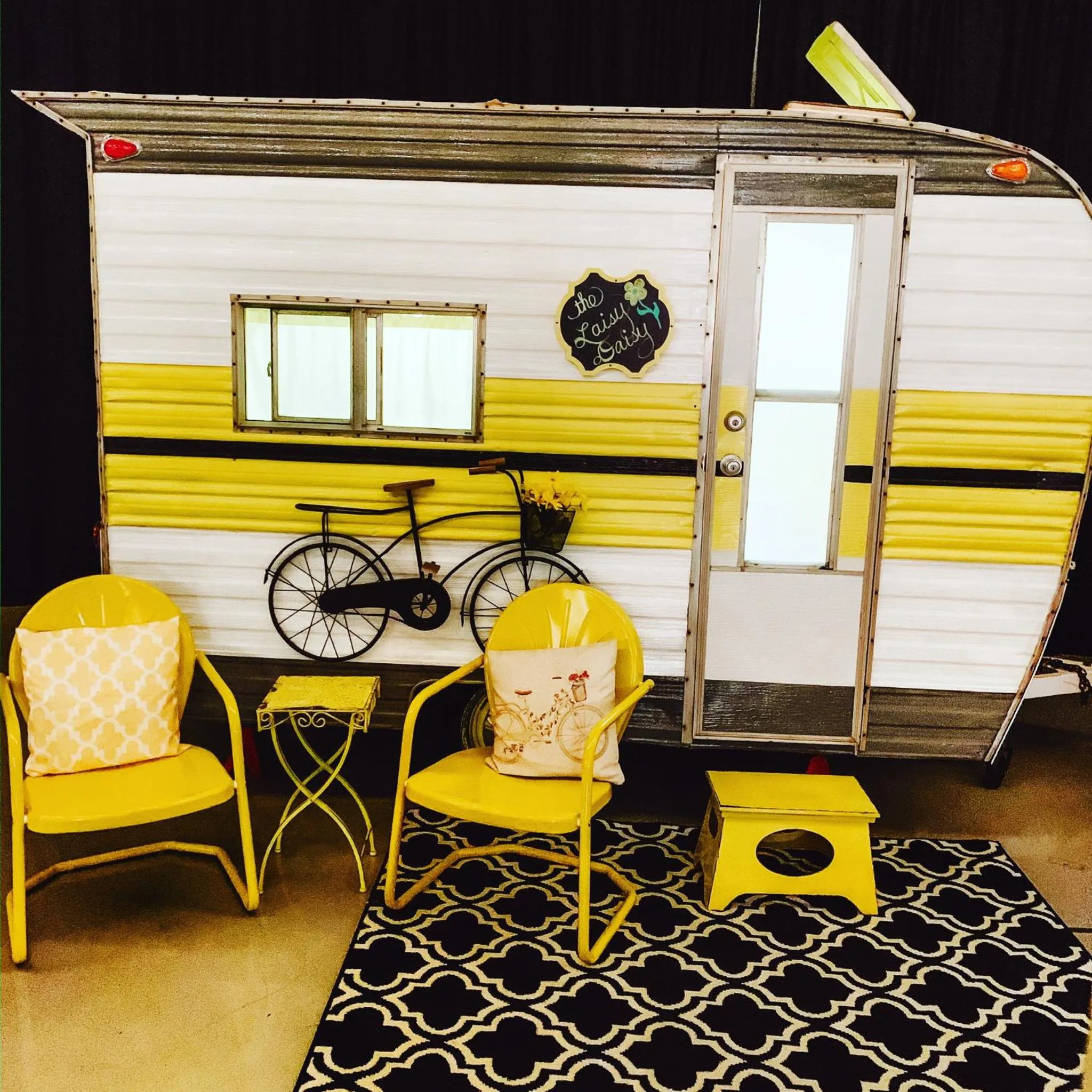 Bedroom in Lone Star Glamp Inn