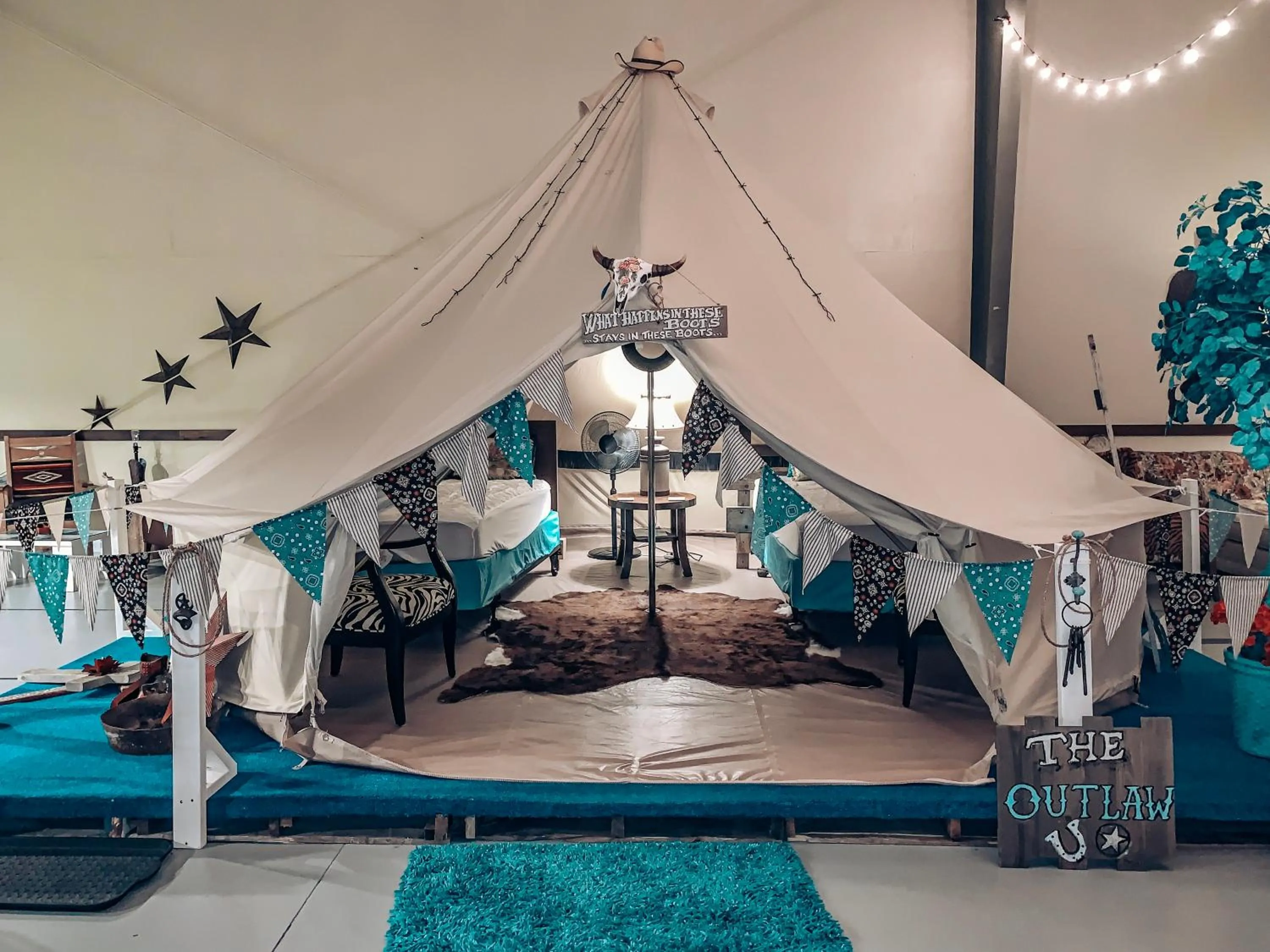 Bedroom in Lone Star Glamp Inn