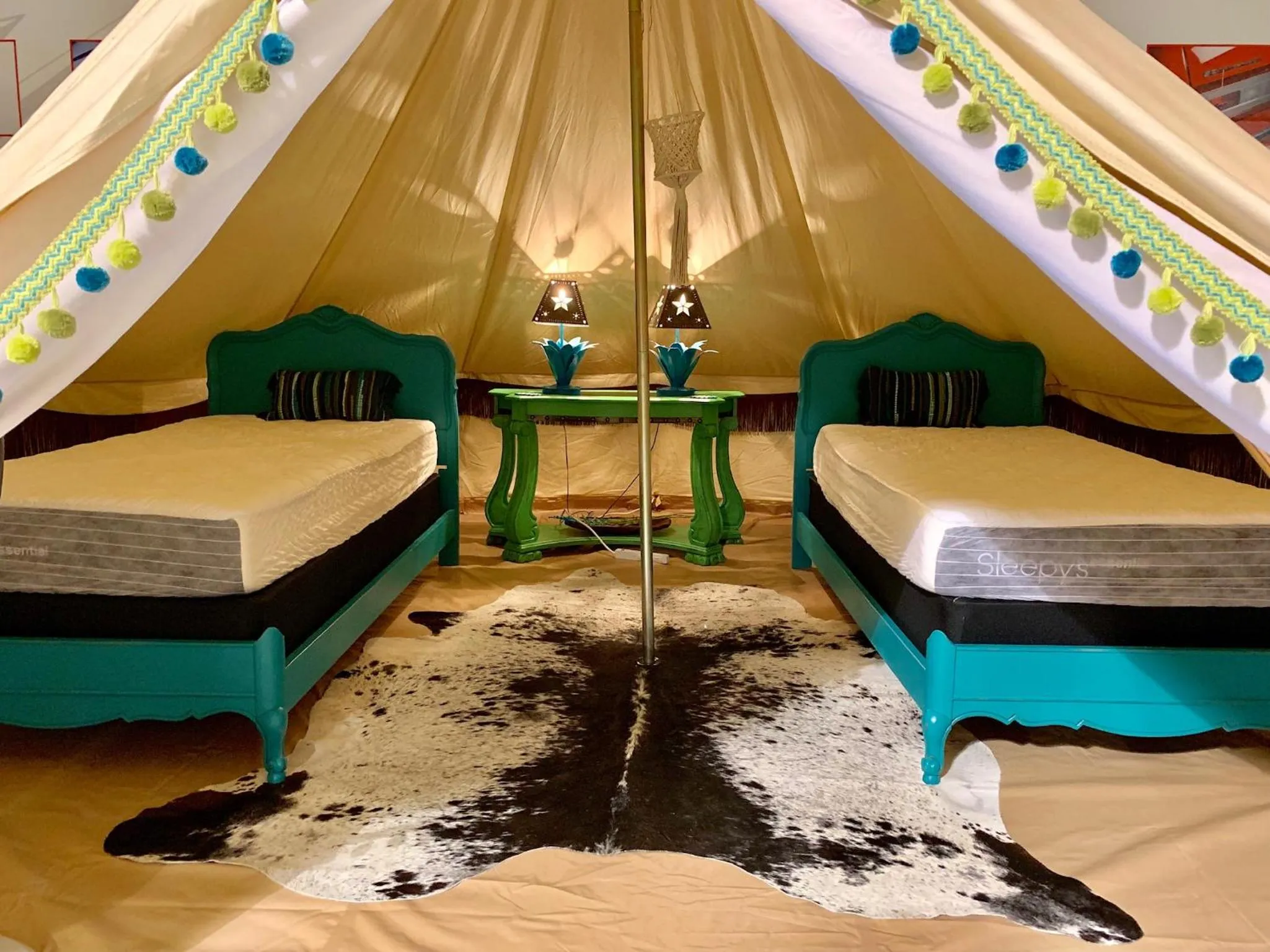 Bedroom, Bed in Lone Star Glamp Inn