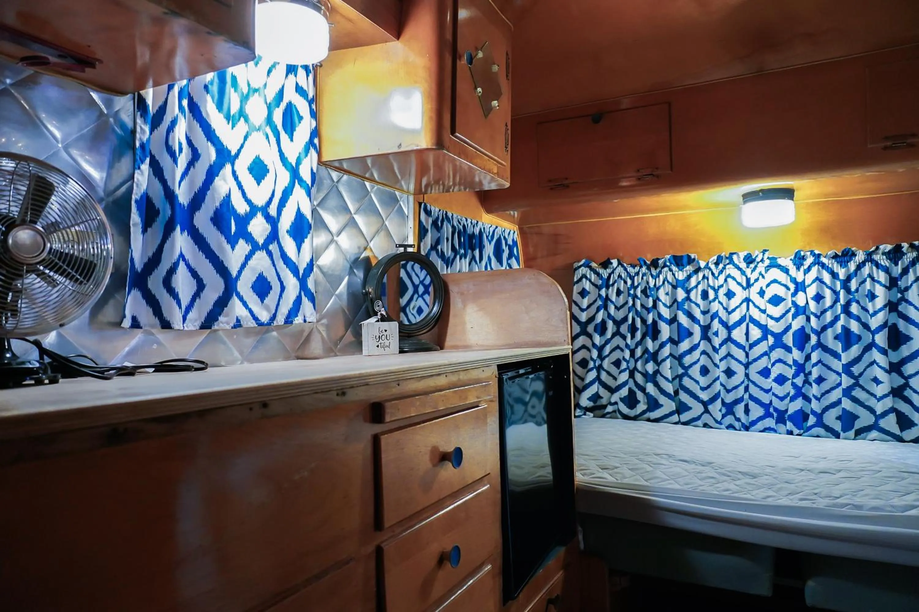 Bedroom, Bed in Lone Star Glamp Inn