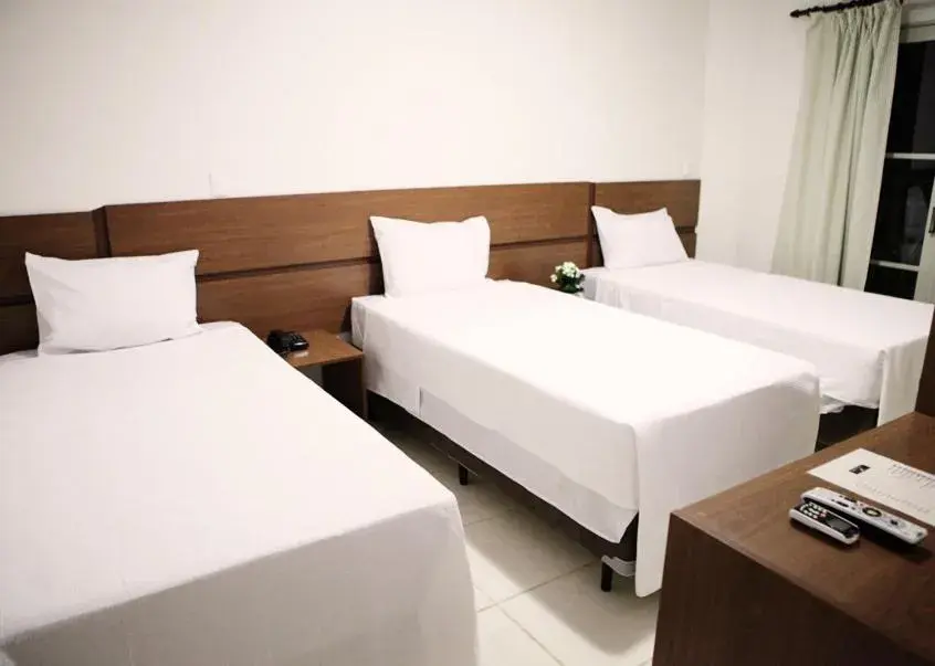 Basic Triple Room in Hotel Galeria Basic Triple Room in Hotel Galeria