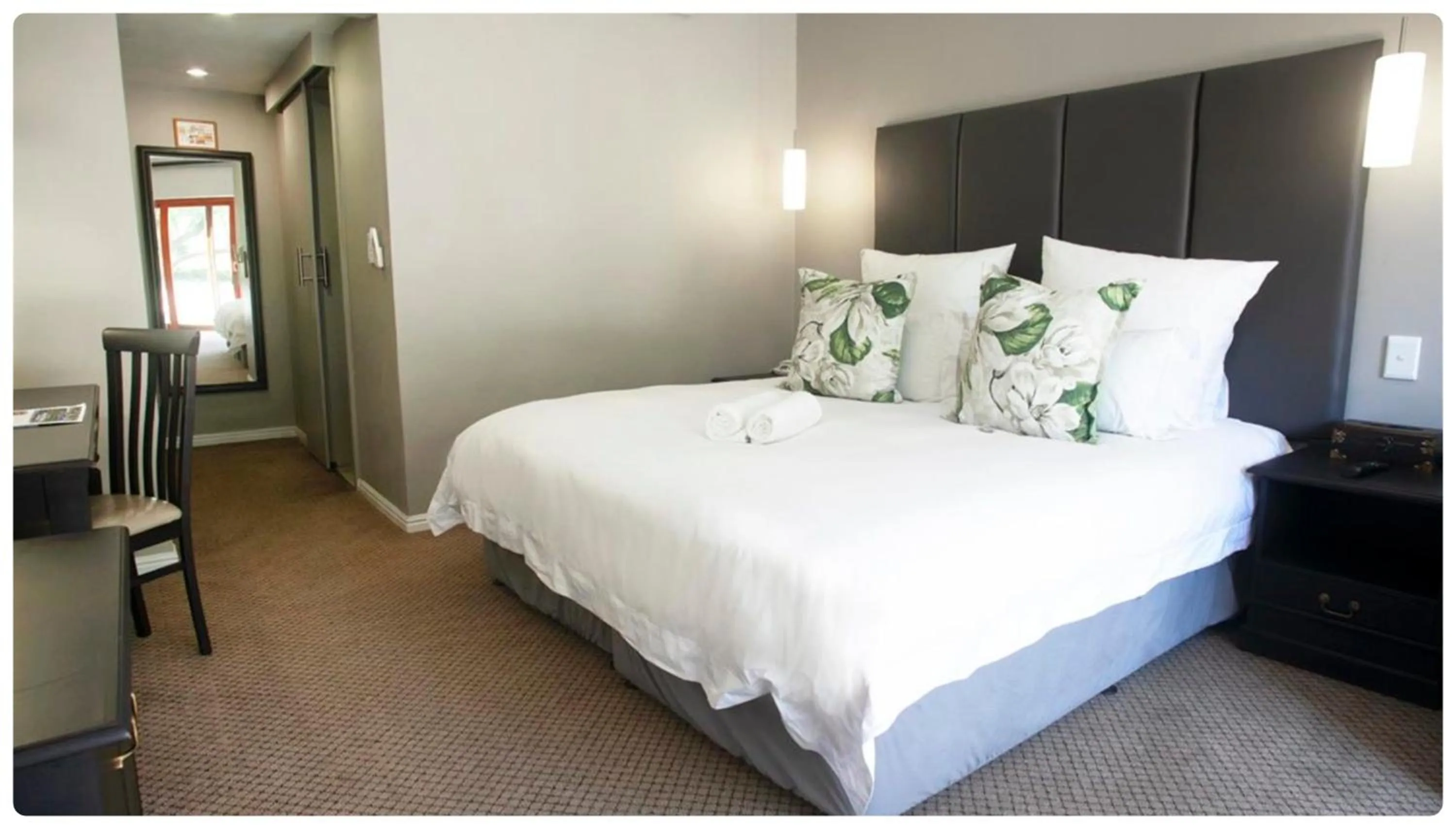 Bedroom, Bed in Ruslamere Hotel and Conference Centre