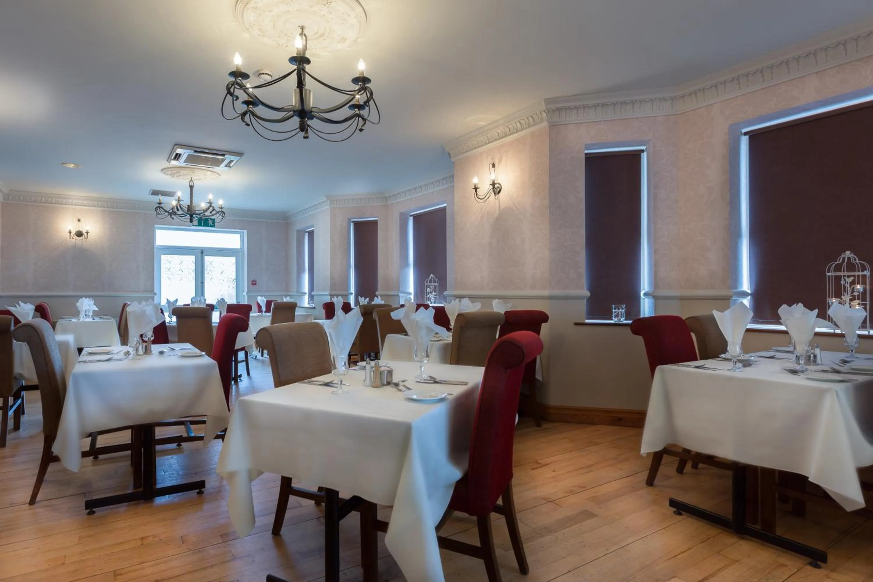 Restaurant/places to eat in Ballyliffin Hotel