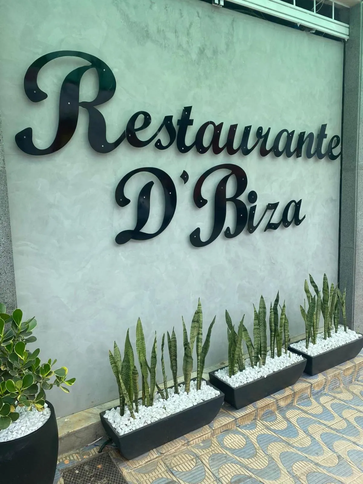 Restaurant/places to eat in Germano's Hotel
