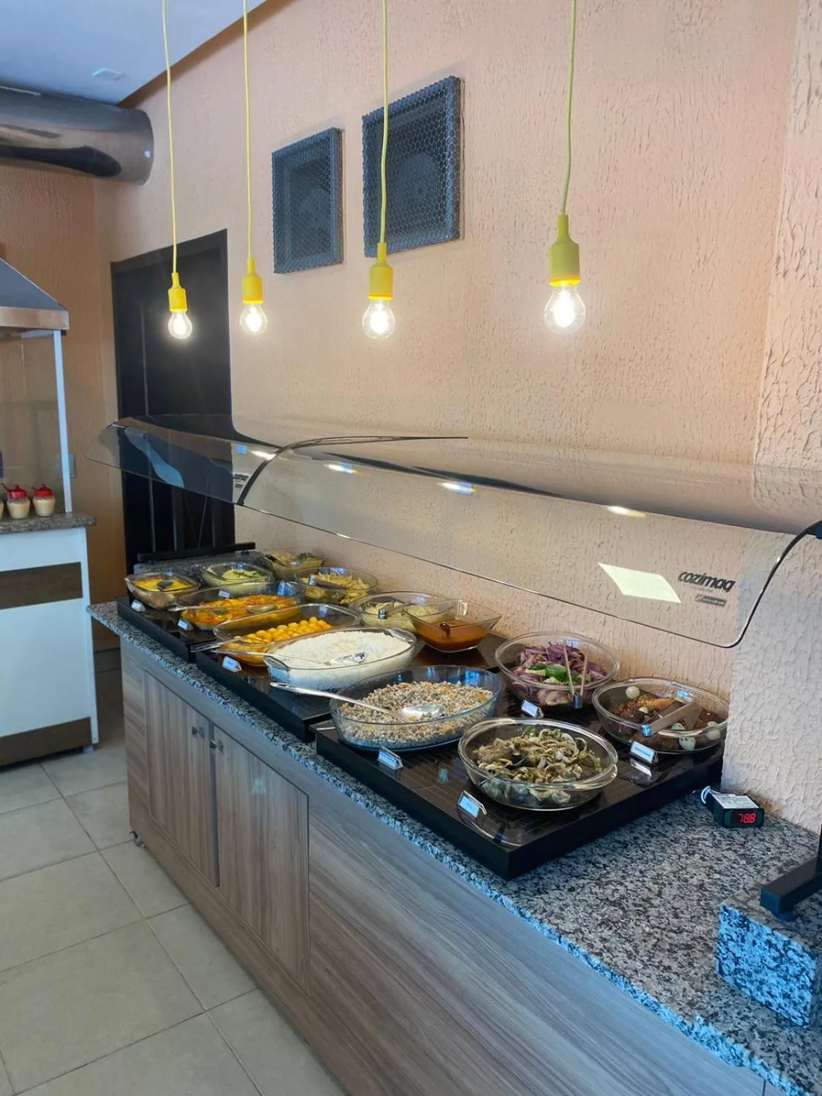 Restaurant/places to eat in Germano's Hotel
