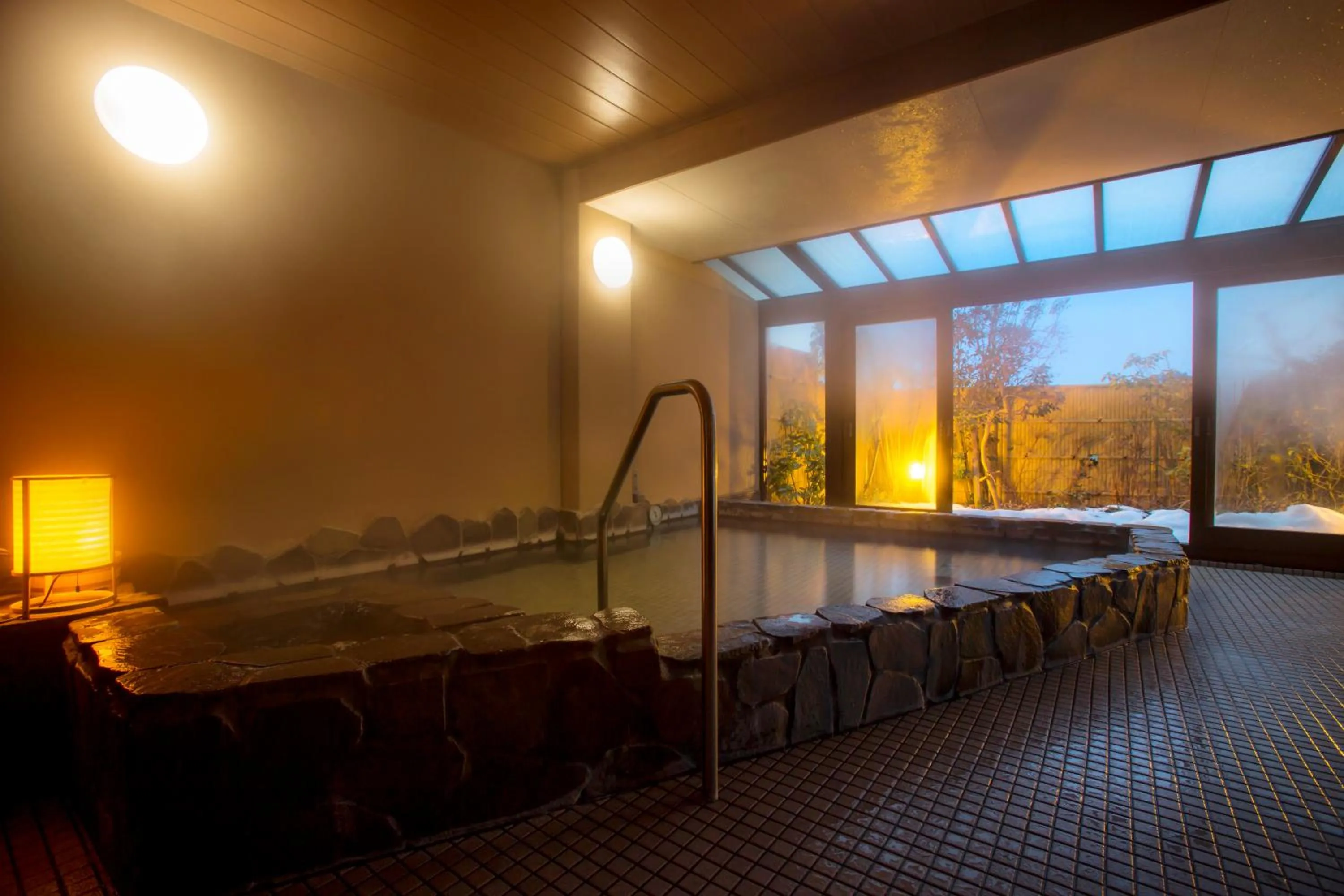 Hot Spring Bath in Awara Kitagata Onsen Kohanso Hana Yurari