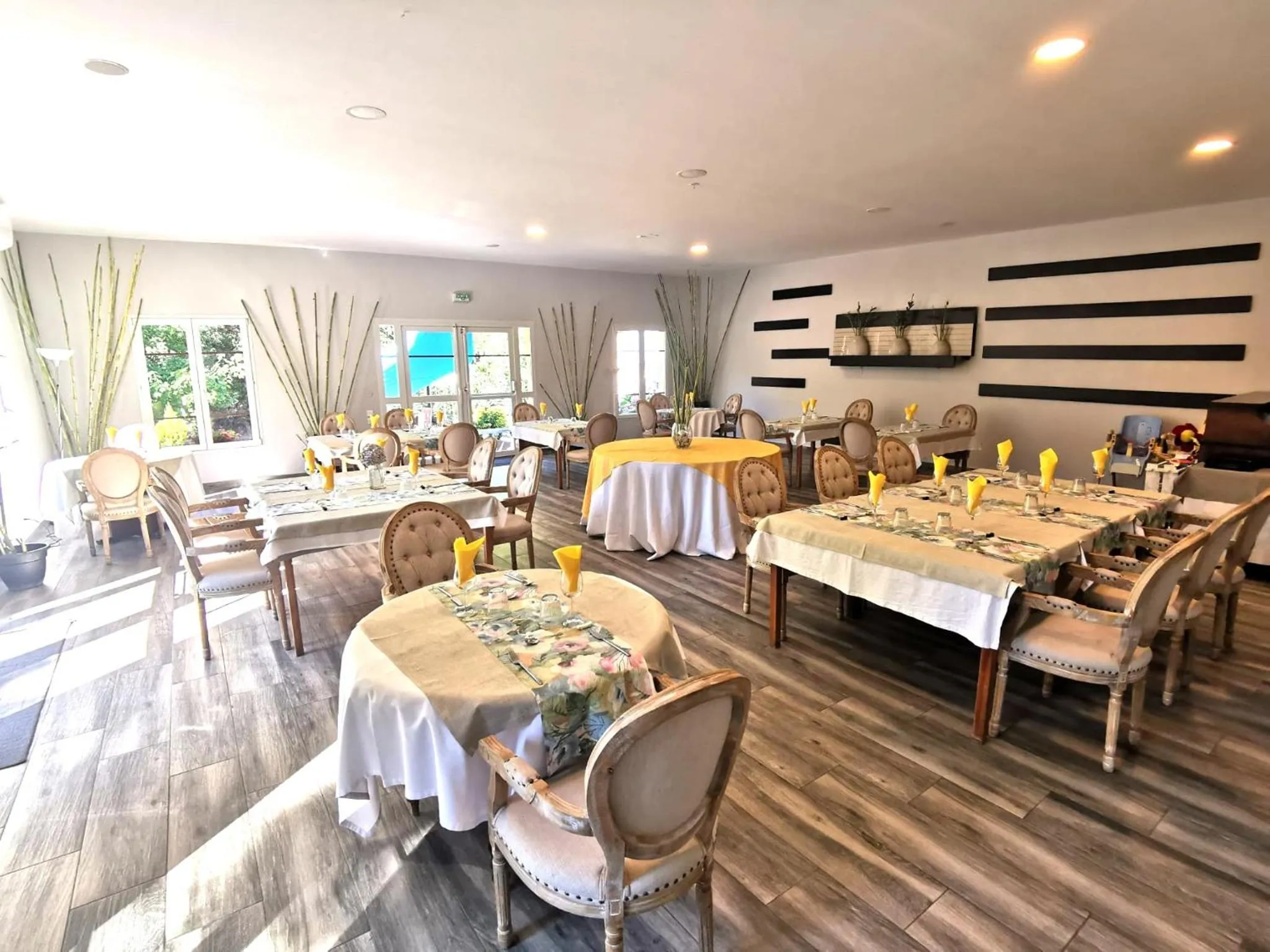 Restaurant/places to eat in Hotel Restaurant Rose des Pyrénées