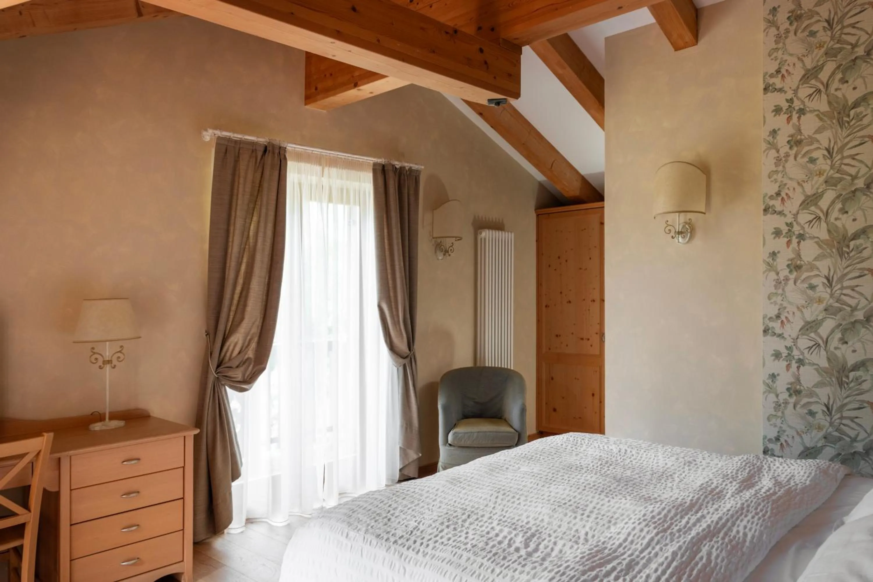 Bedroom, Bed in Hotel Du Lac